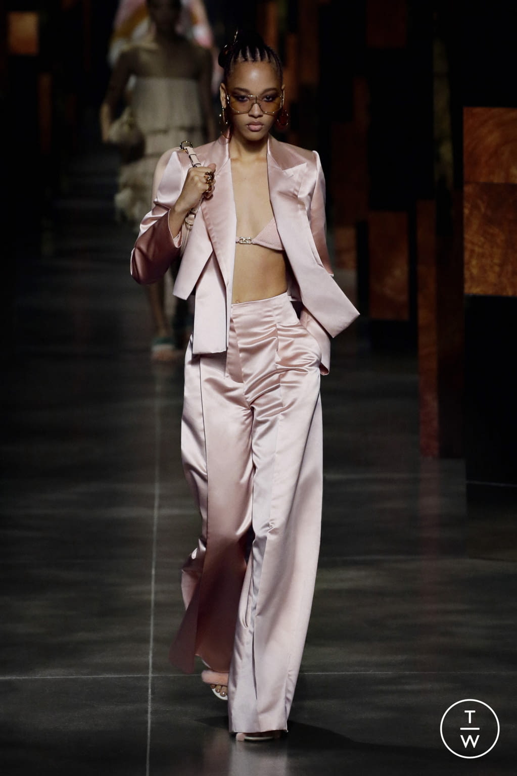 Fashion Week Milan Spring/Summer 2022 look 26 de la collection Fendi womenswear