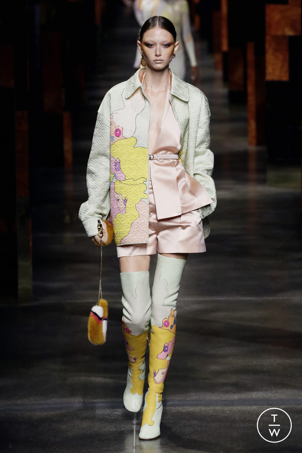 Fashion Week Milan Spring/Summer 2022 look 31 from the Fendi collection 女装