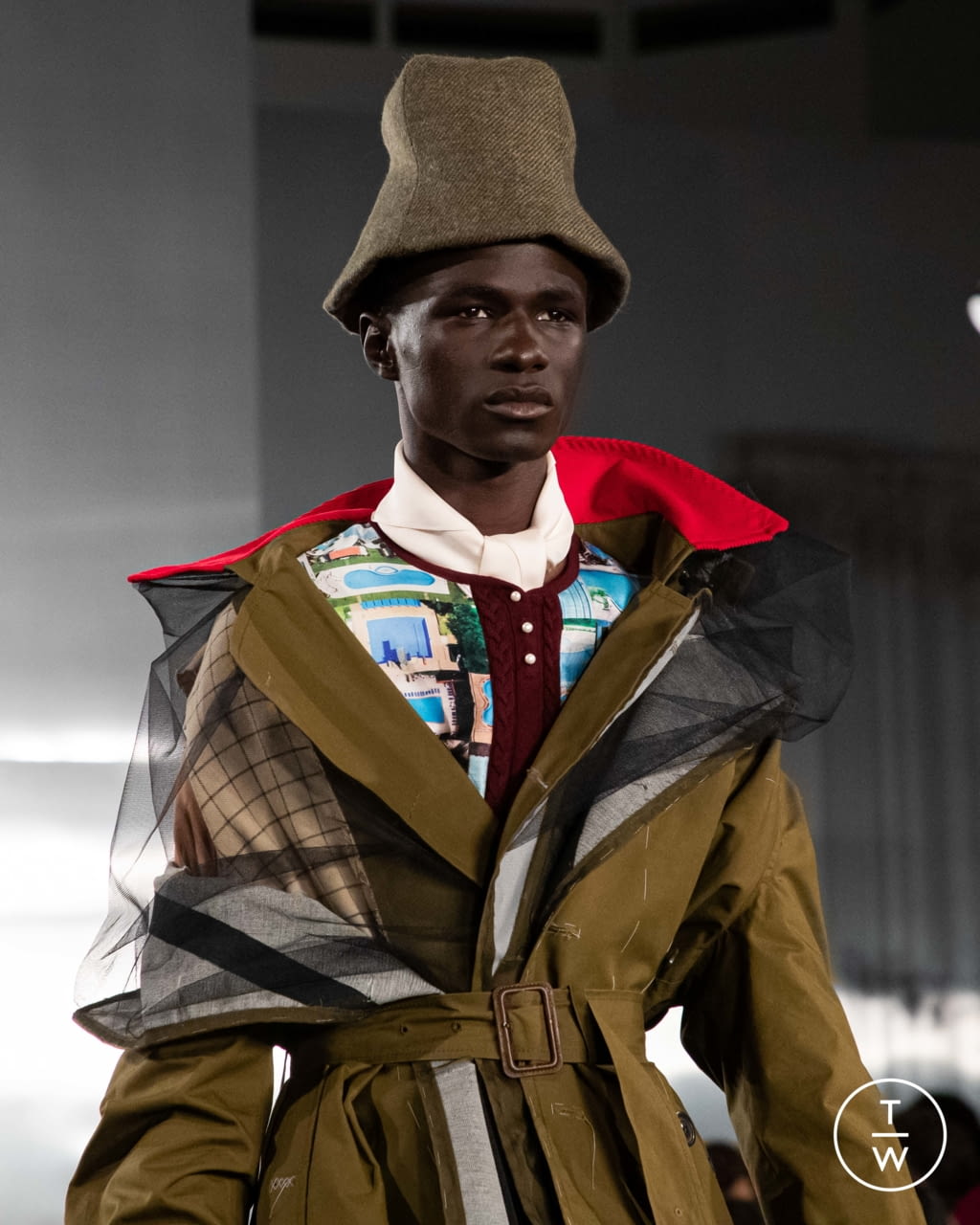 Fashion Week Paris Fall/Winter 2020 look 2 from the Maison Margiela collection menswear accessories