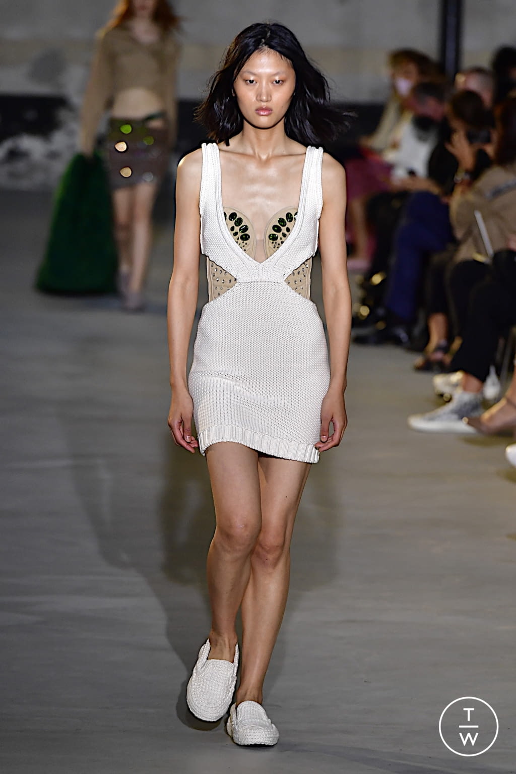 Fashion Week Milan Spring/Summer 2022 look 6 de la collection N°21 womenswear