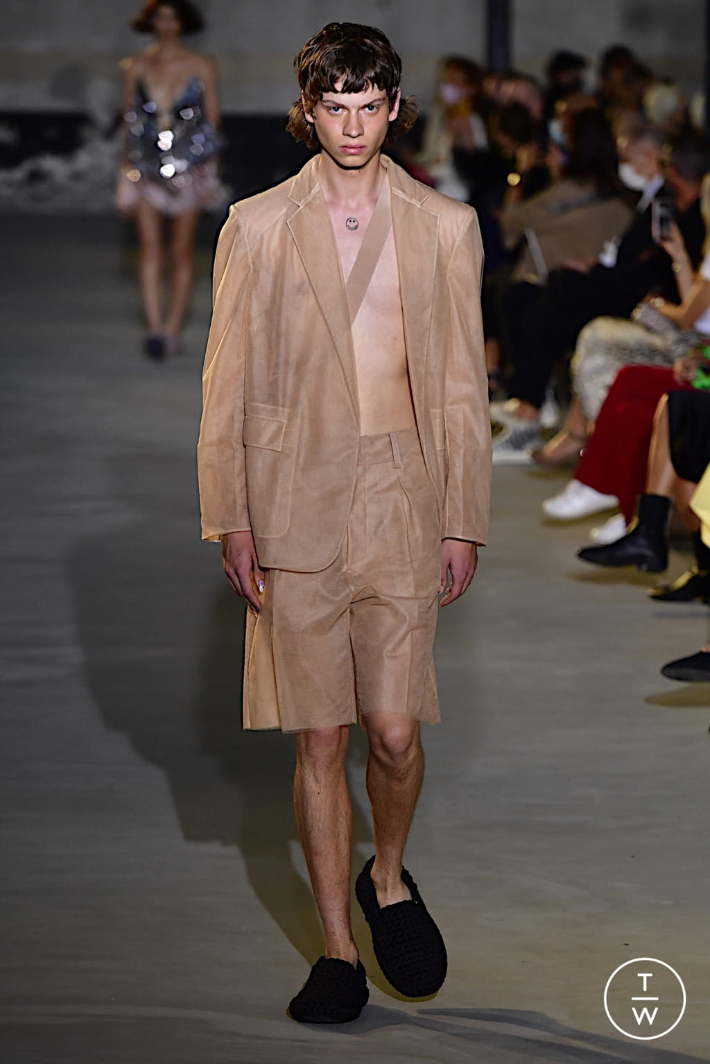 Fashion Week Milan Spring/Summer 2022 look 11 from the N°21 collection womenswear