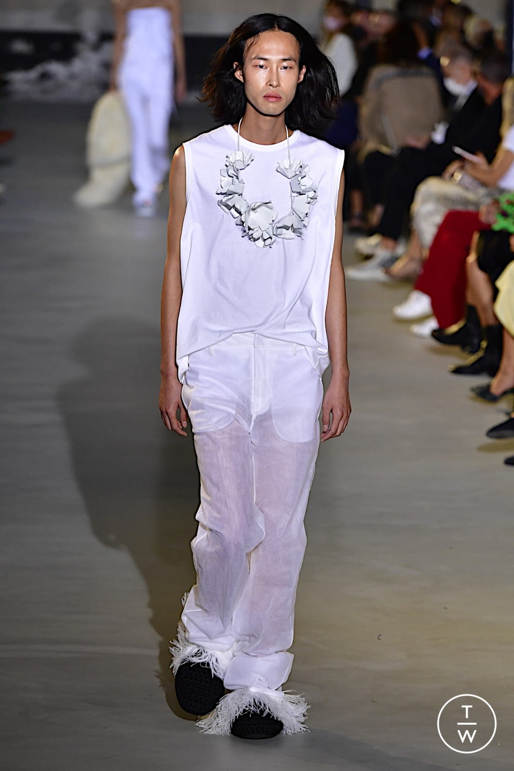 Fashion Week Milan Spring/Summer 2022 look 25 from the N°21 collection 女装