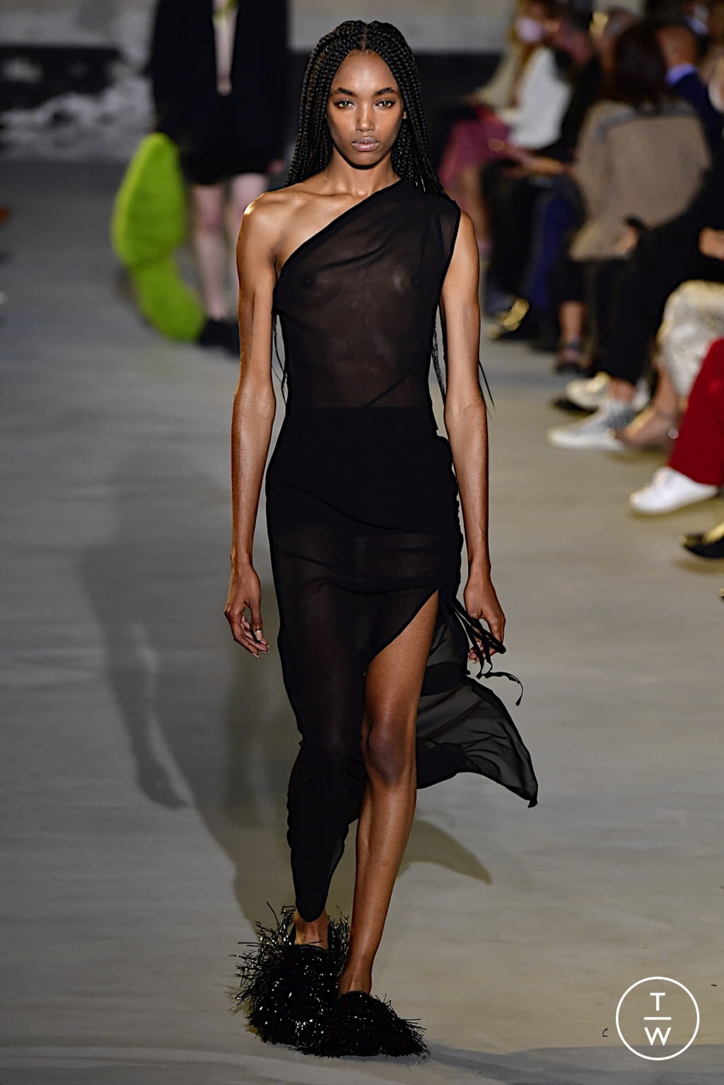 Fashion Week Milan Spring/Summer 2022 look 32 from the N°21 collection womenswear