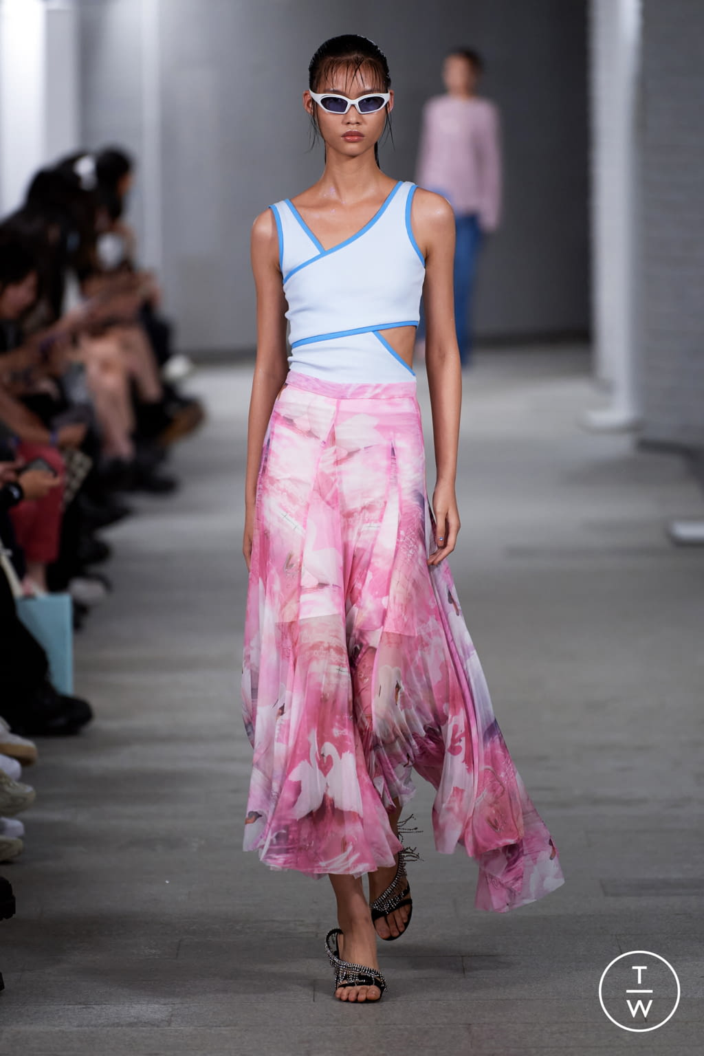 Fashion Week London Spring/Summer 2022 look 19 from the Marrknull collection 女装