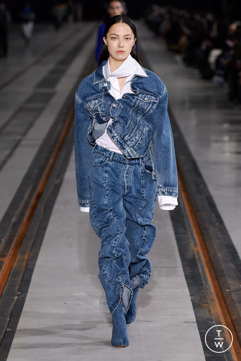 Fashion Week Paris Fall/Winter 2022 look 34 from the Y/PROJECT collection 男装