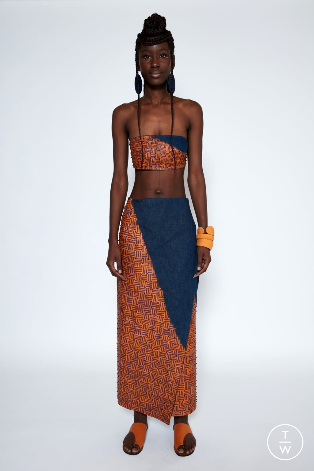 Fashion Week Paris Spring/Summer 2022 look 10 de la collection Mossi womenswear