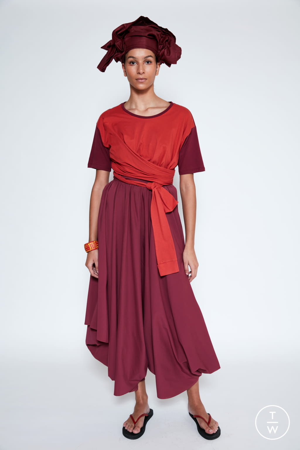 Fashion Week Paris Spring/Summer 2022 look 18 de la collection Mossi womenswear