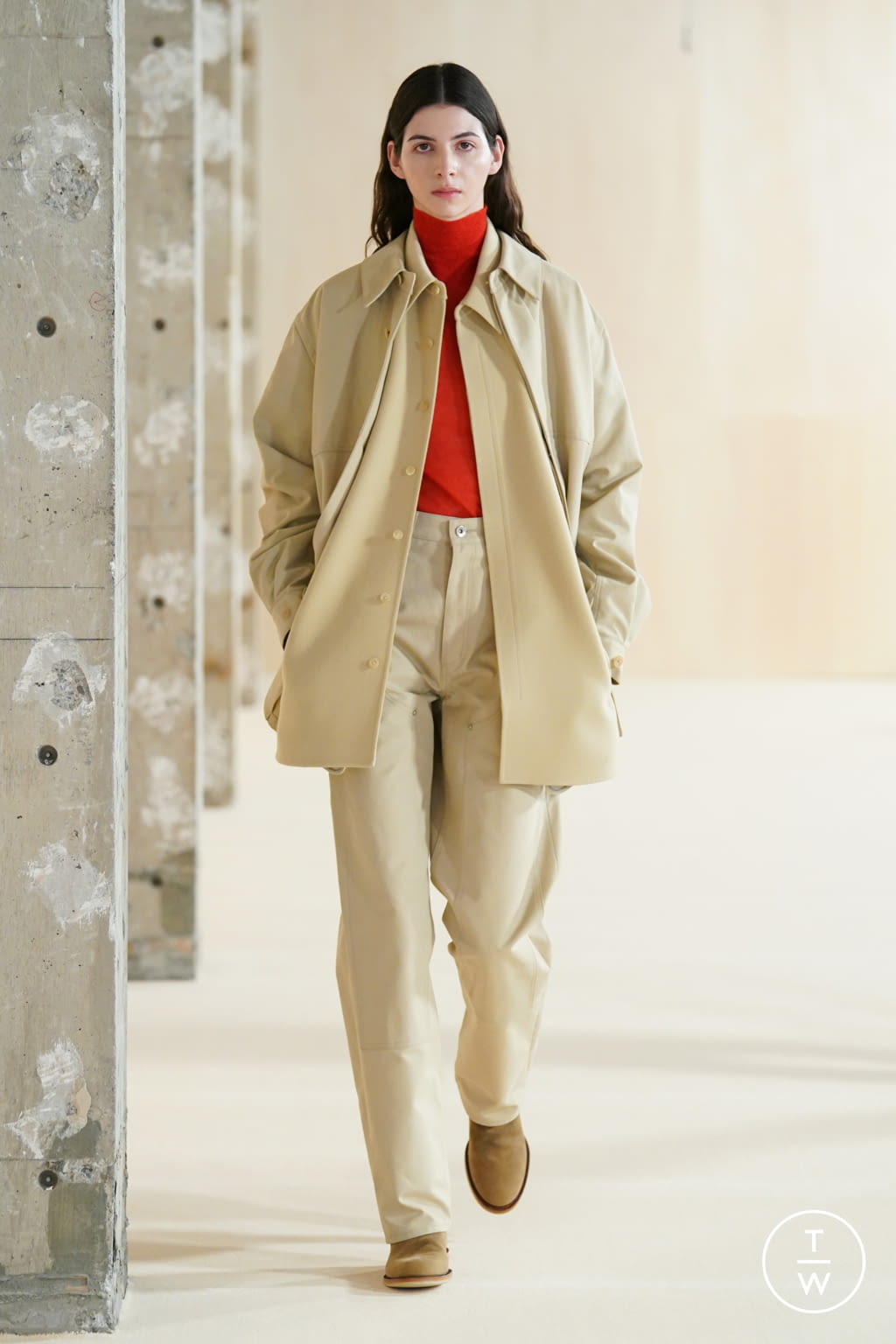 Fashion Week Paris Fall/Winter 2022 look 7 from the AURALEE collection menswear