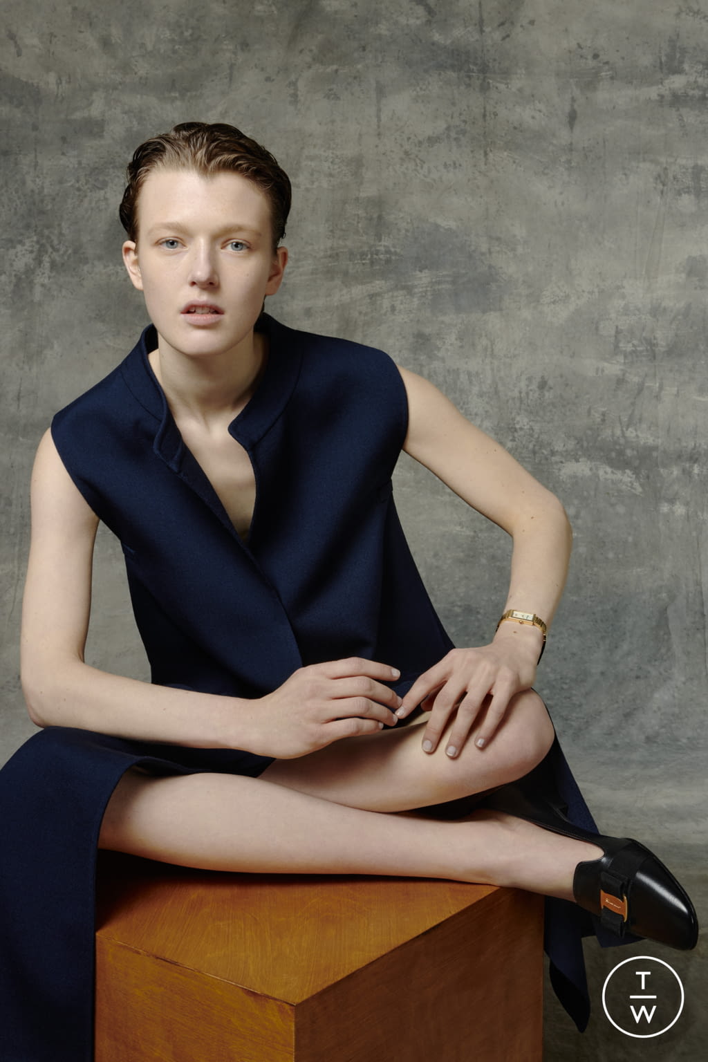 Fashion Week Milan Pre-Fall 2022 look 8 from the Ferragamo collection womenswear