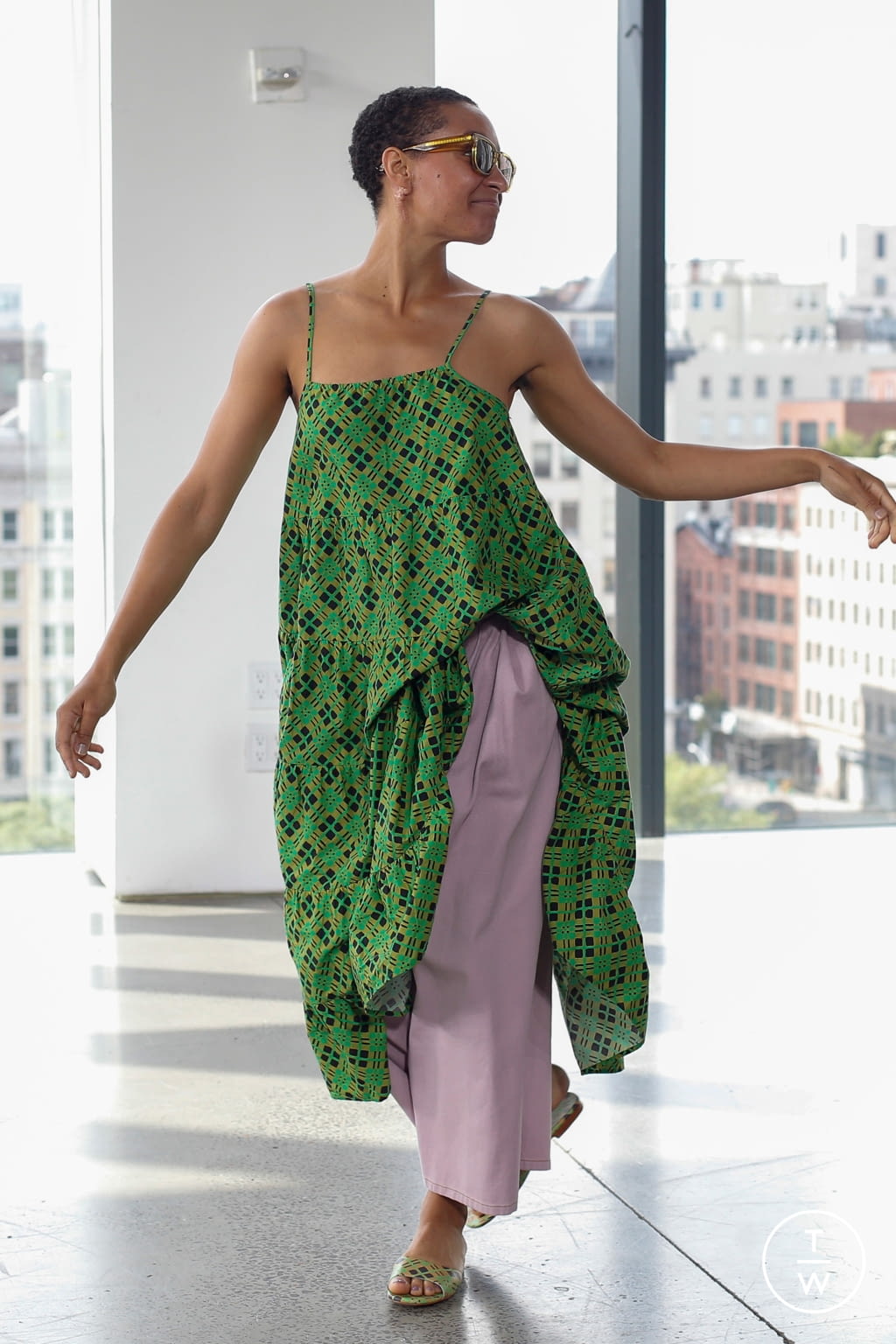 Fashion Week New York Spring/Summer 2022 look 12 from the Rachel Comey collection 女装