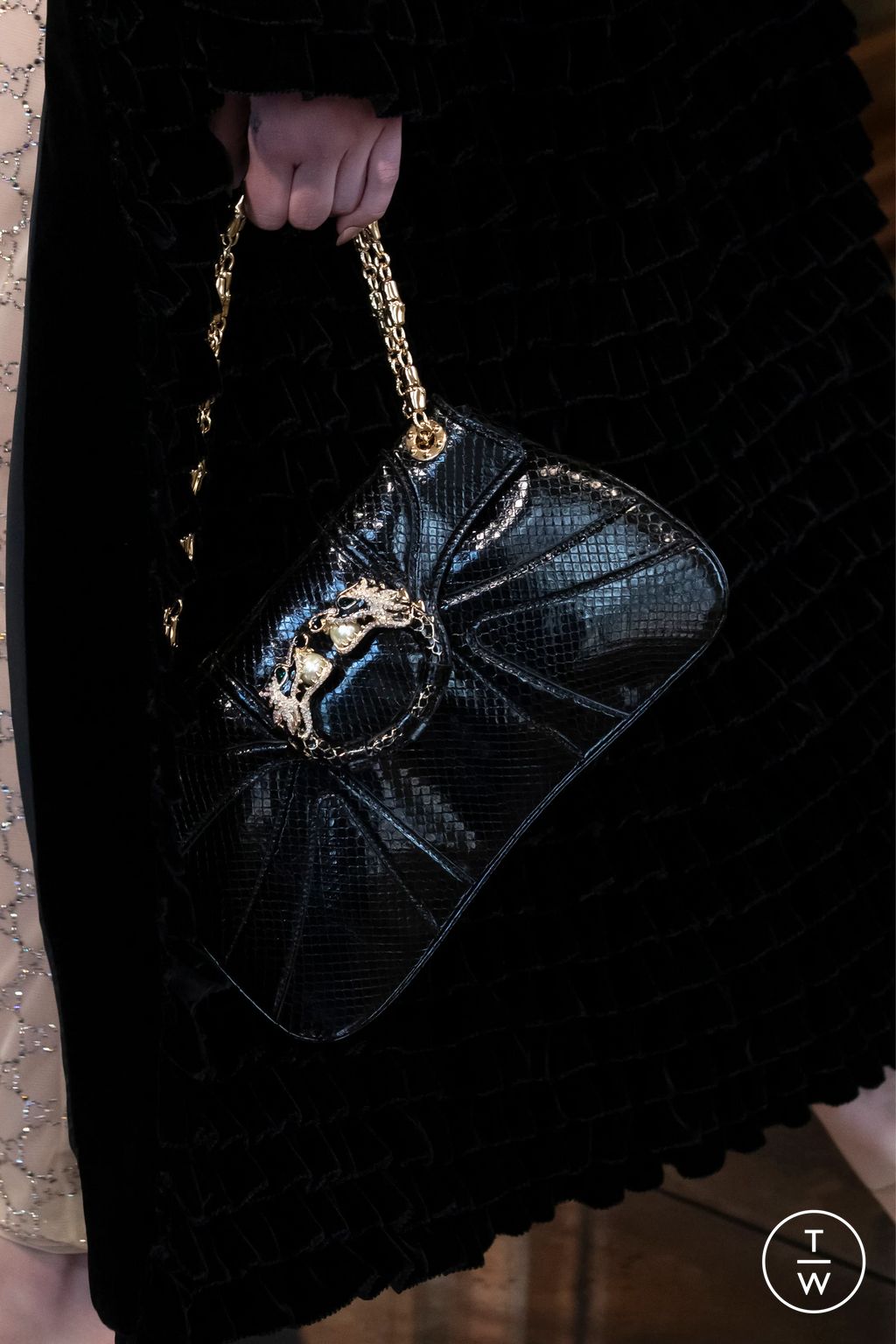 Fashion Week Milan Resort 2026 look 61 from the Gucci collection womenswear accessories