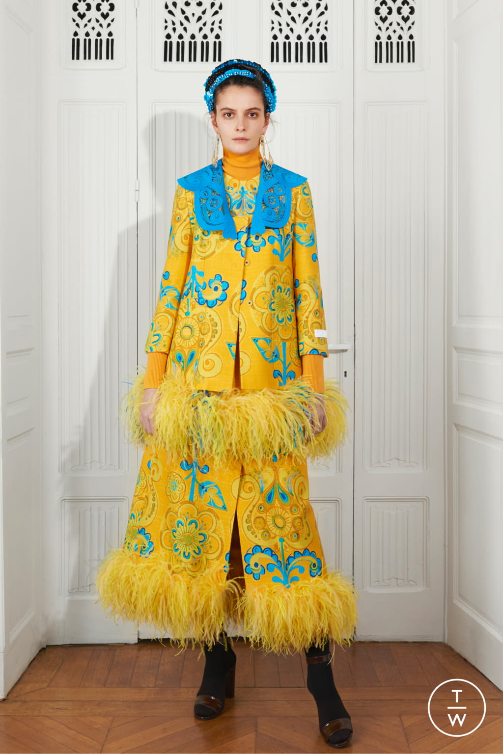 Fashion Week Paris Fall/Winter 2021 look 1 from the Patou collection womenswear