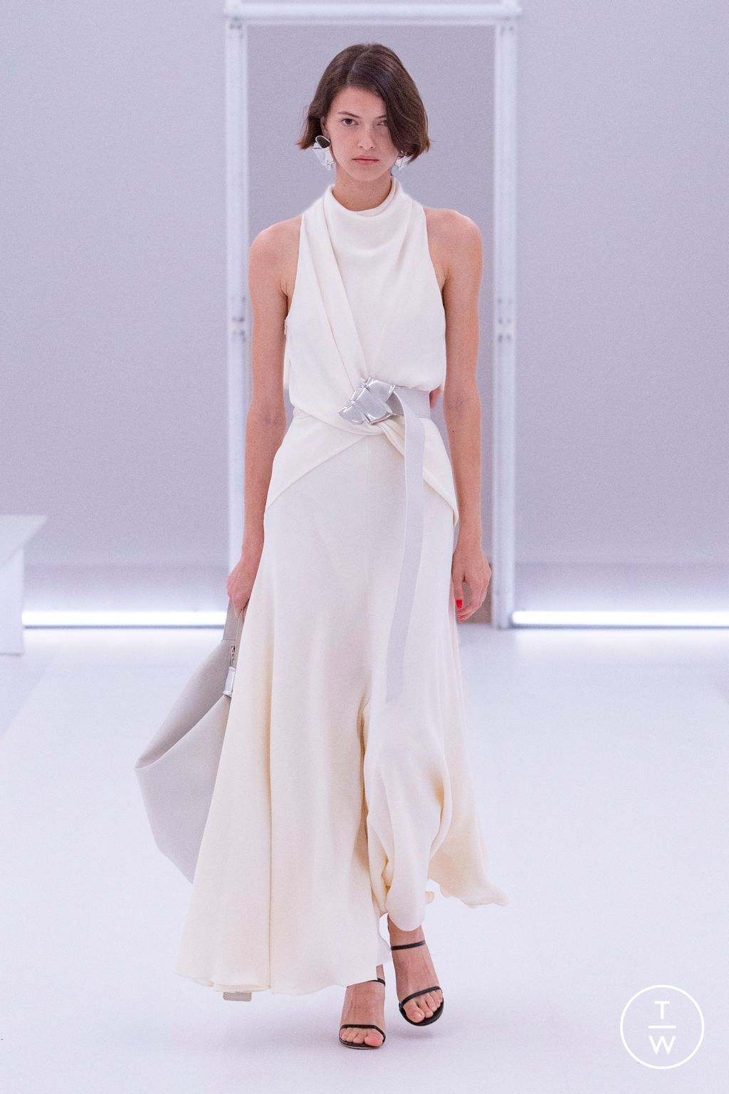 Fashion Week New York Spring/Summer 2024 look 1 de la collection Brandon Maxwell womenswear