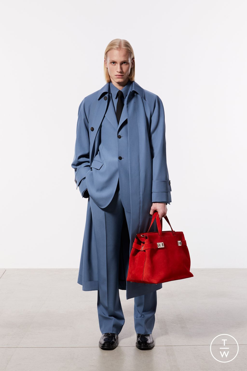 Fashion Week Milan Pre-Fall 2023 look 10 from the Ferragamo collection 女装