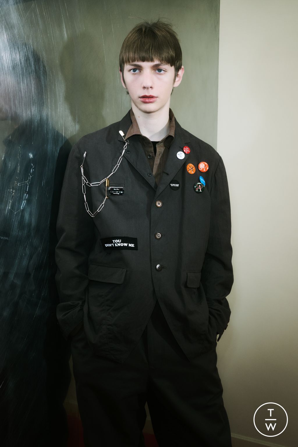 Fashion Week Paris Pre-Fall 2025 look 2 de la collection Undercover menswear