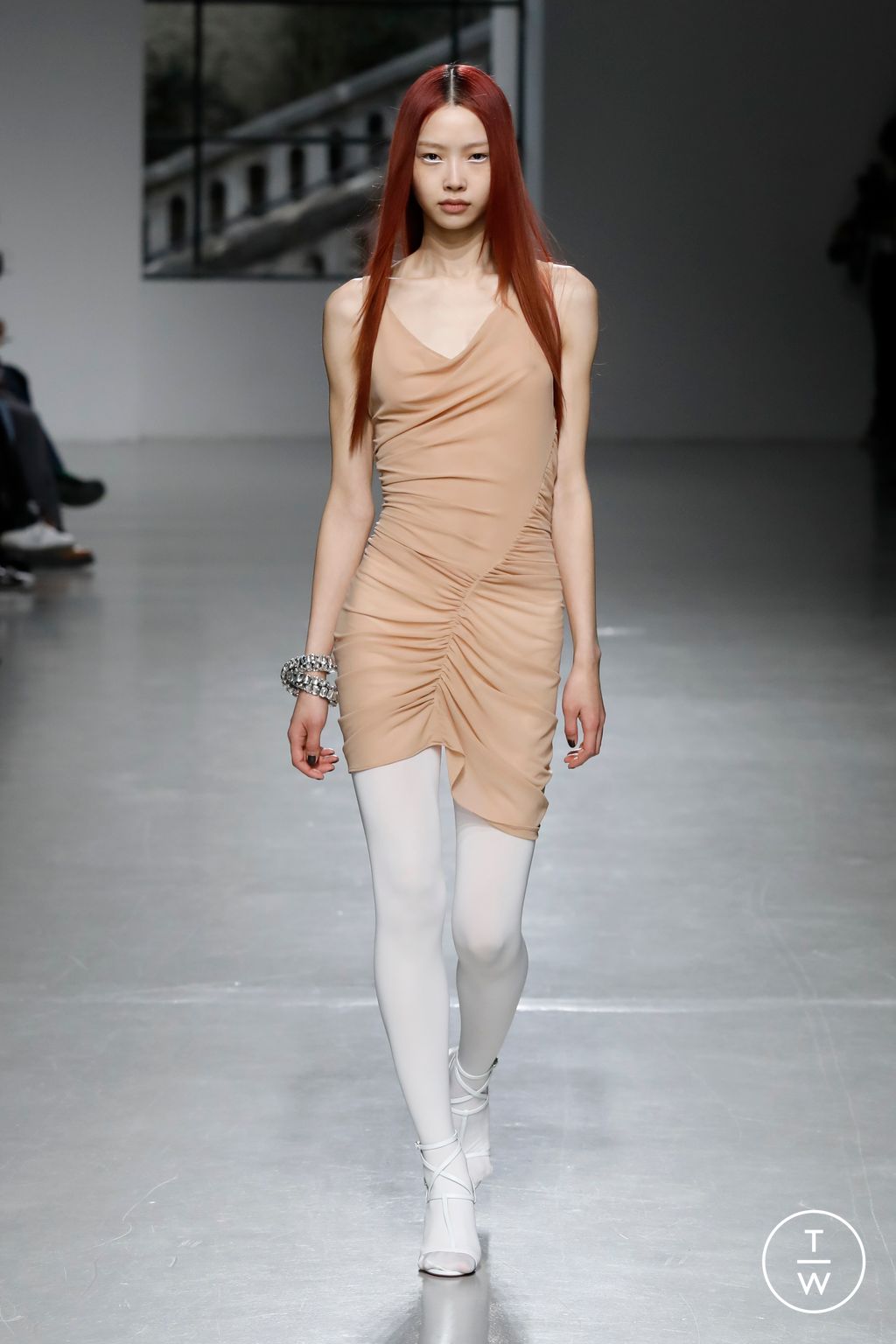 Fashion Week Paris Fall/Winter 2023 look 1 from the Atlein collection womenswear