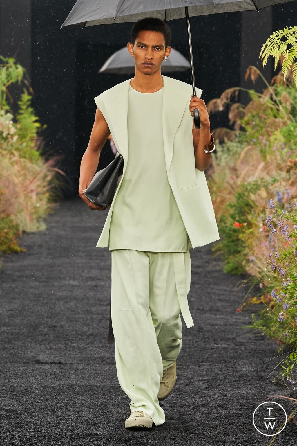 Fashion Week Milan Spring/Summer 2023 look 2 from the Jil Sander collection womenswear
