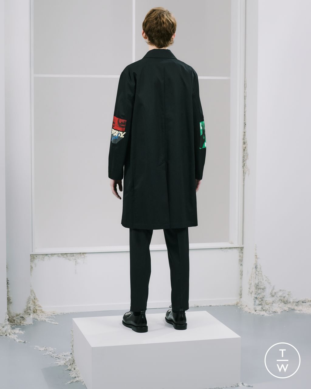 Fashion Week Paris Pre-Fall 2026 look 2 from the Undercover collection menswear