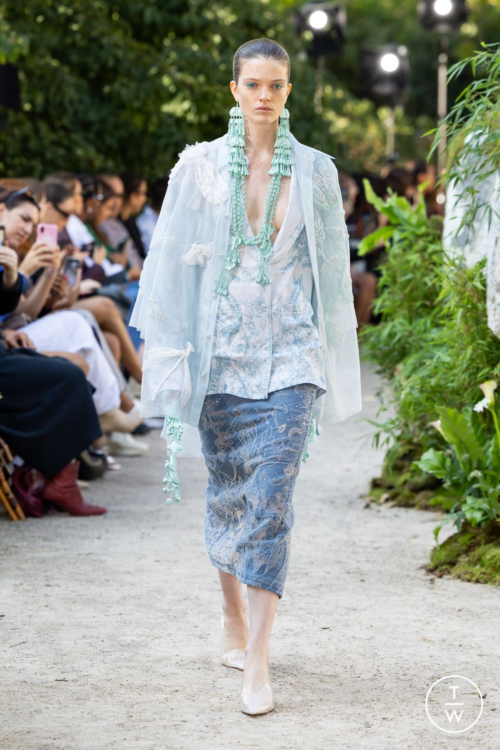 Fashion Week London Spring/Summer 2024 look 2 from the MITHRIDATE collection 女装