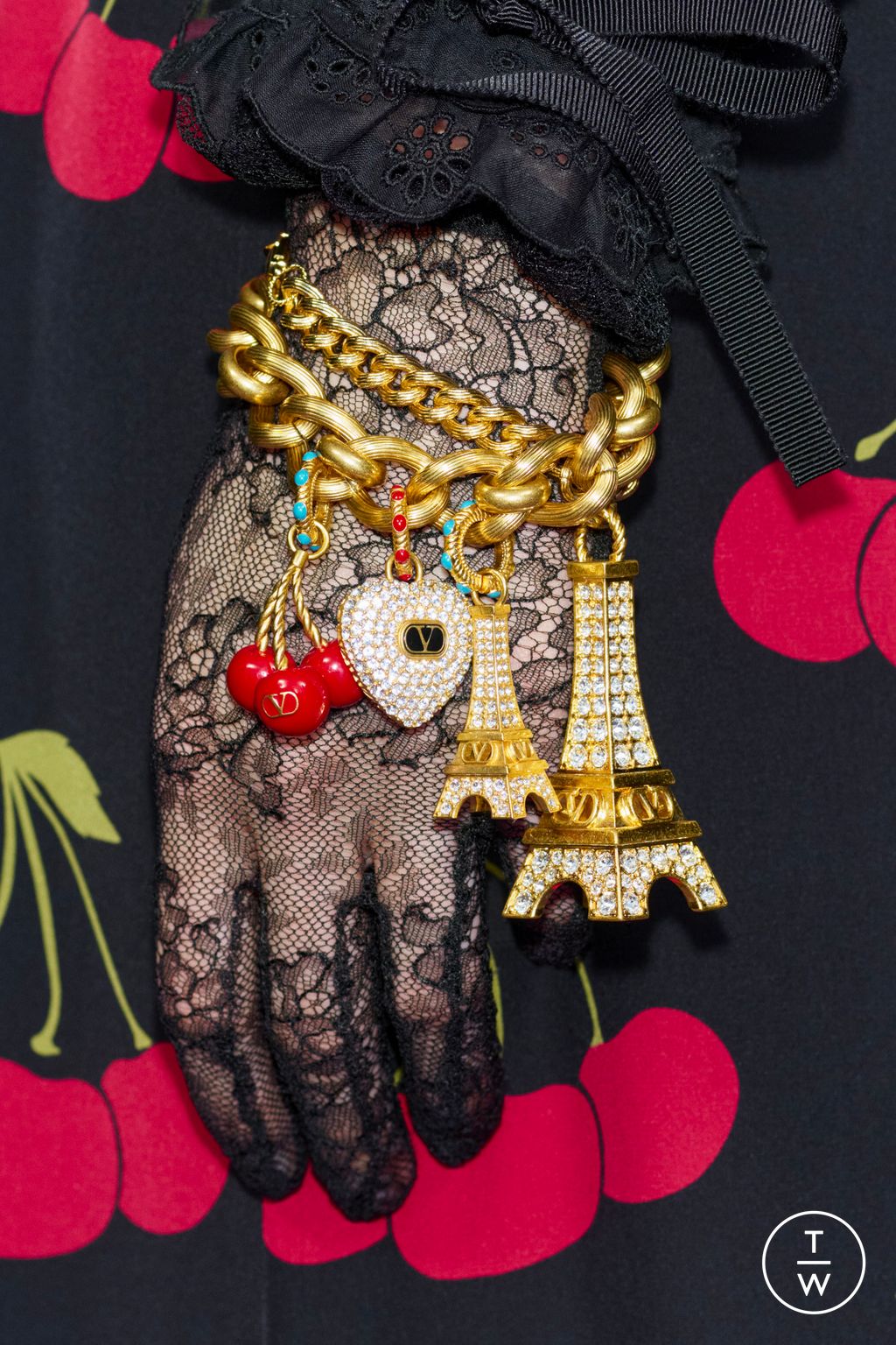 Valentino PreFall 2025 womenswear 5 Tagwalk The Fashion Search Engine