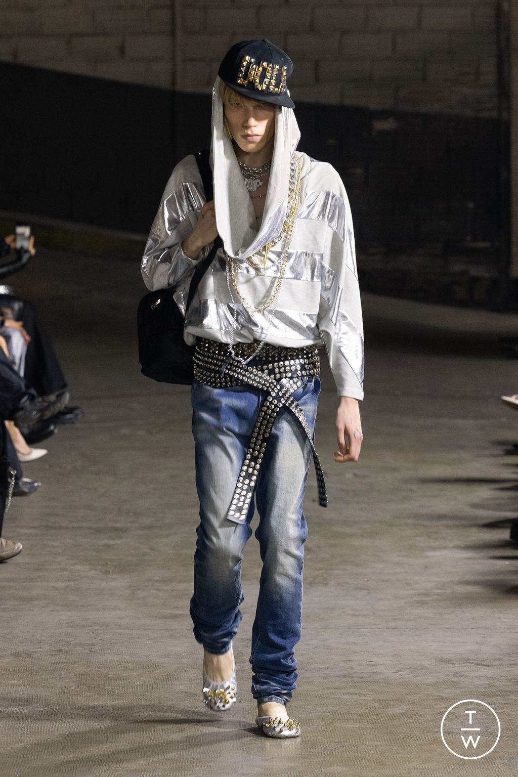 Fashion Week Paris Fall/Winter 2024 look 3 from the Racer collection menswear