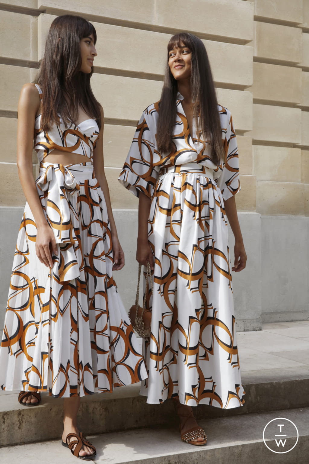 Fashion Week Paris Spring/Summer 2022 look 3 de la collection Elie Saab womenswear