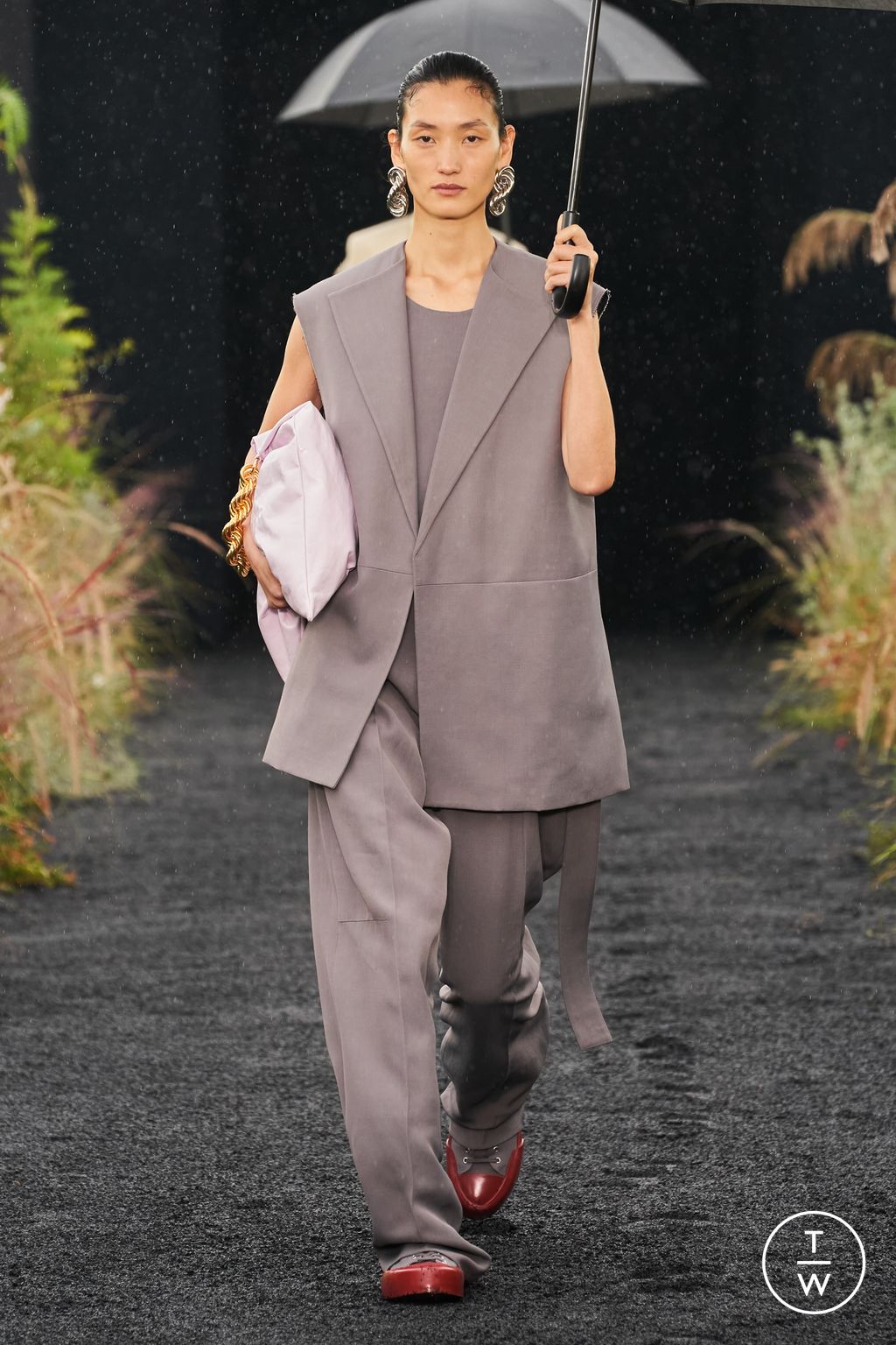 Fashion Week Milan Spring/Summer 2023 look 3 from the Jil Sander collection womenswear