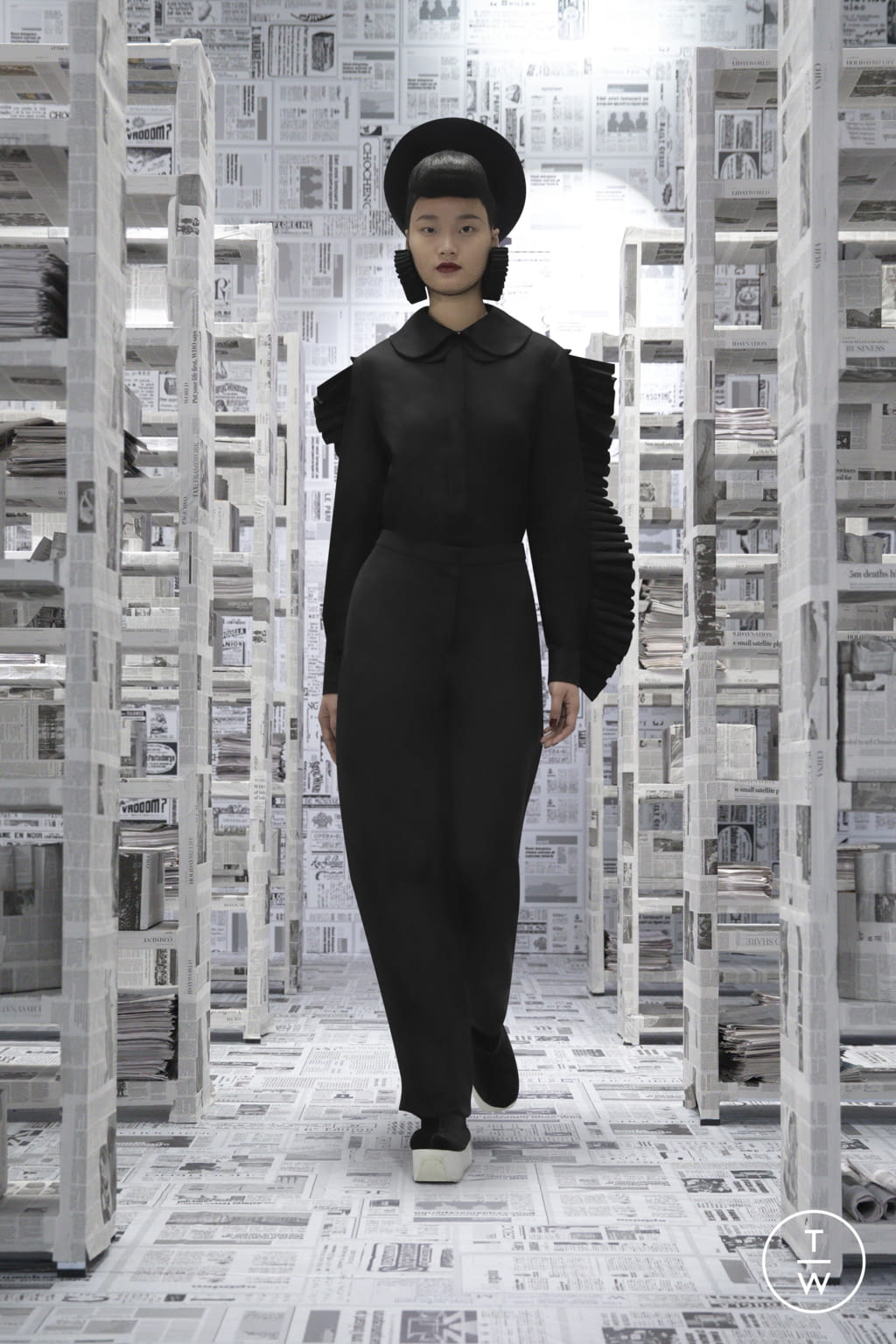 Fashion Week New York Fall/Winter 2022 look 3 from the Chocheng collection 女装