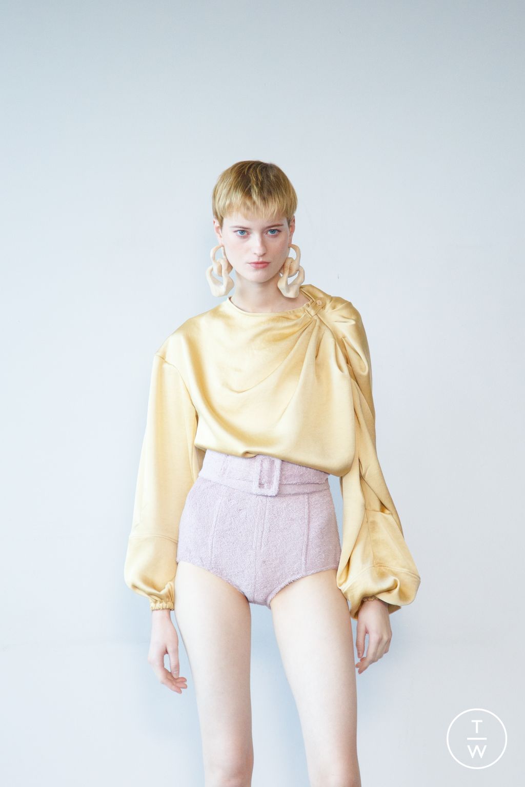 Fashion Week Paris Spring/Summer 2026 look 3 from the Veronique Leroy collection womenswear