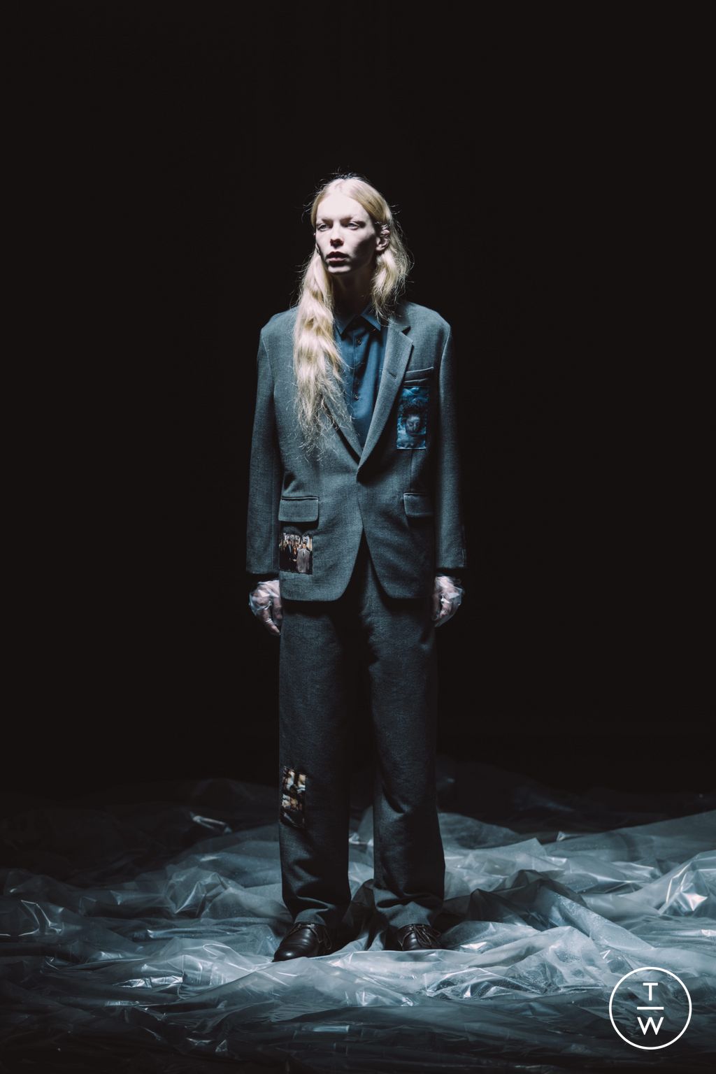 Fashion Week Paris Fall/Winter 2024 look 3 from the Undercover collection 男装