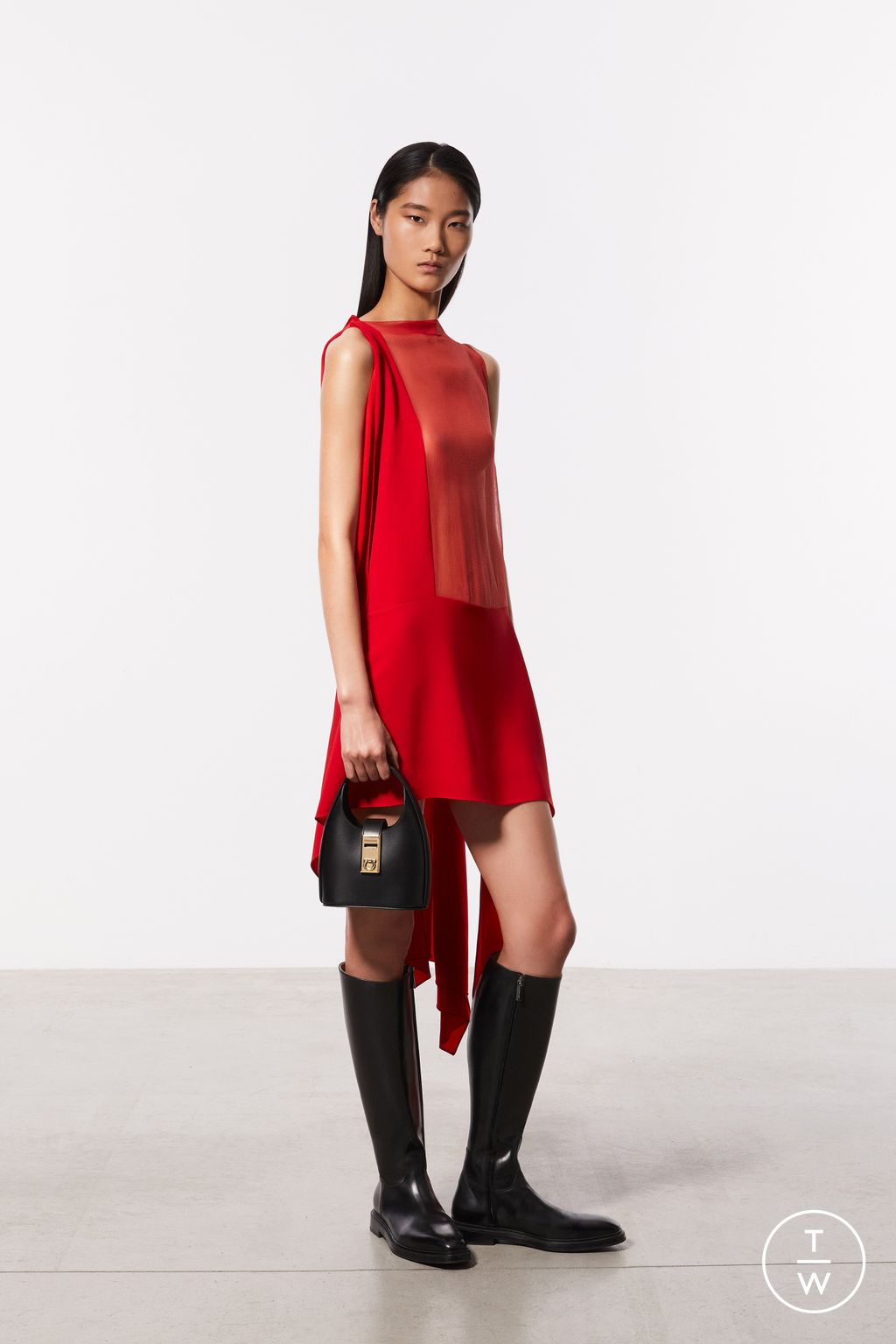 Fashion Week Milan Pre-Fall 2023 look 33 from the Ferragamo collection 女装