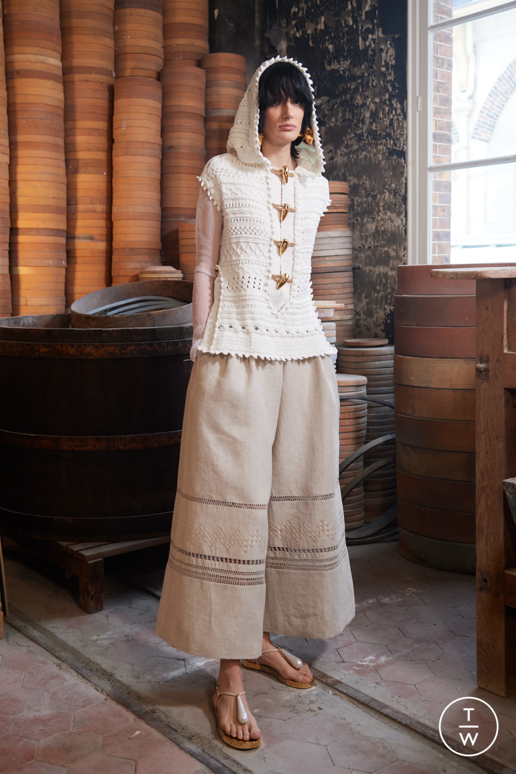 Fashion Week Paris Spring/Summer 2021 look 3 from the Christophe Josse collection 高级定制
