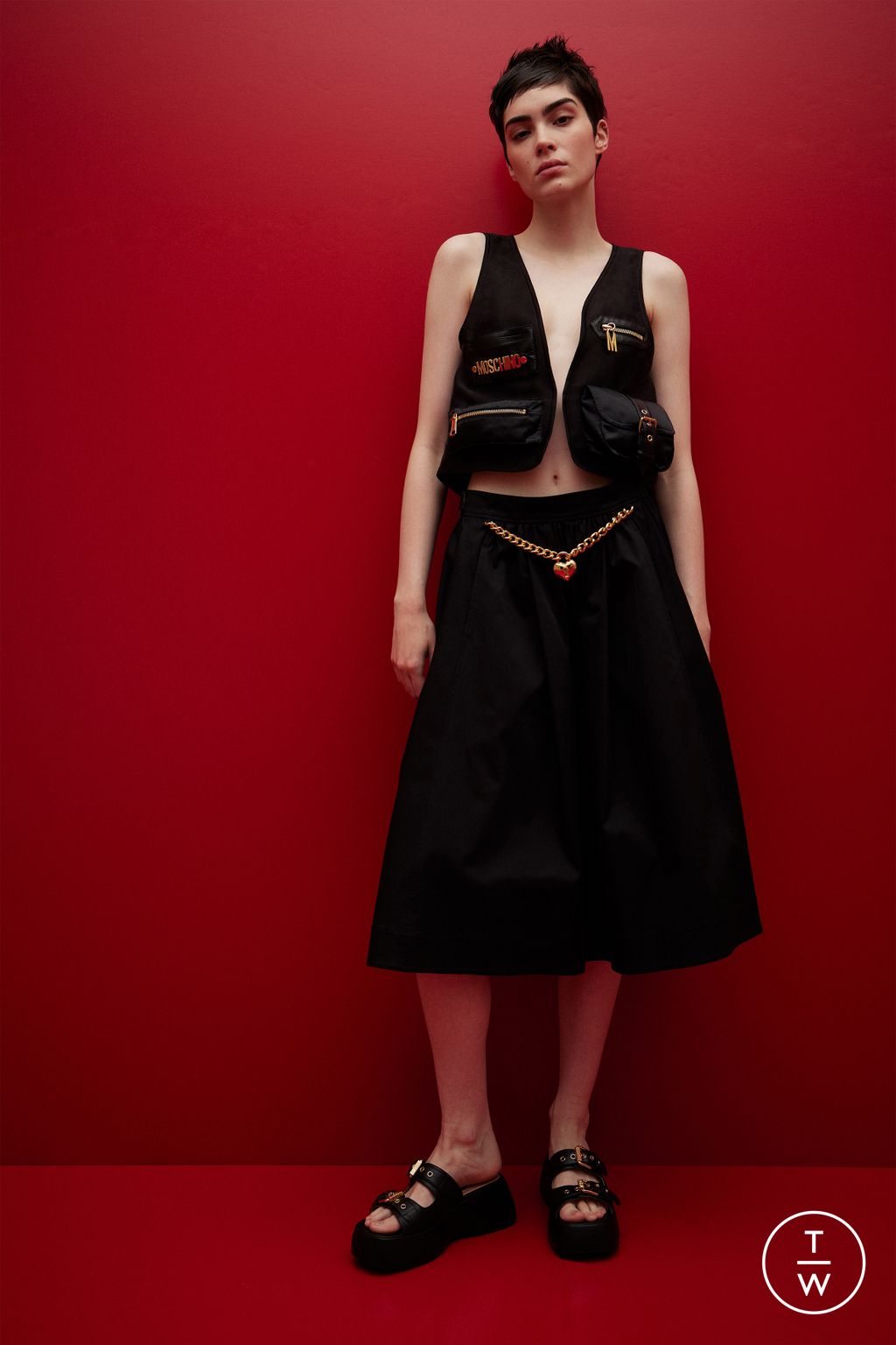 Fashion Week Milan Resort 2024 look 4 de la collection Moschino womenswear