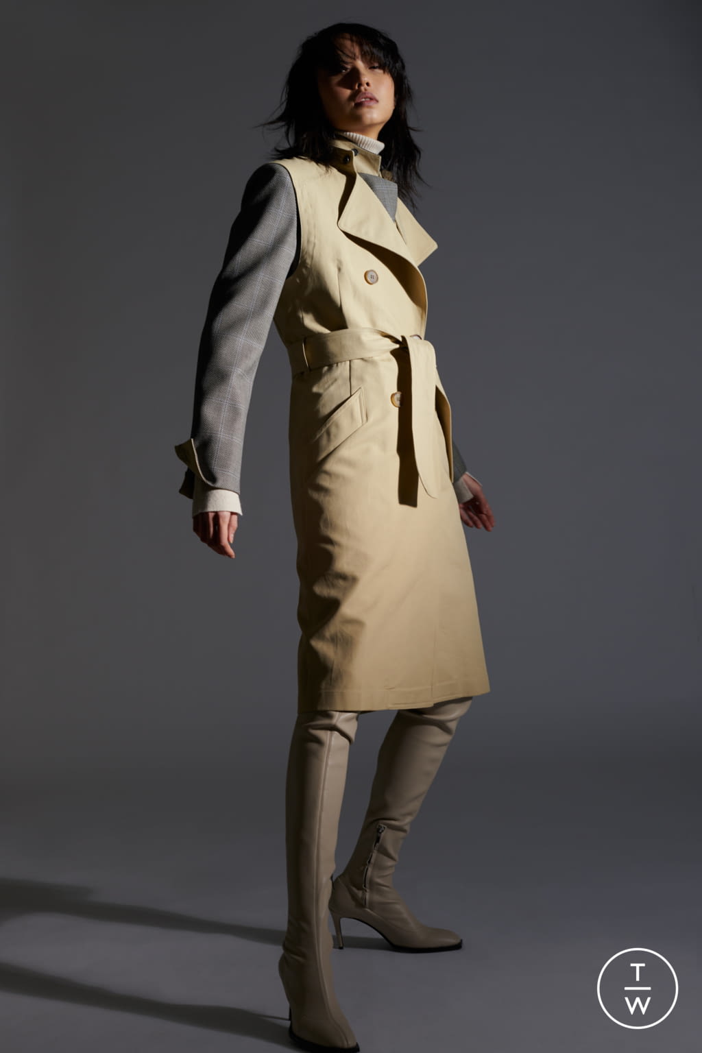 Fashion Week Paris Fall/Winter 2021 look 4 from the Barbara Bui collection womenswear