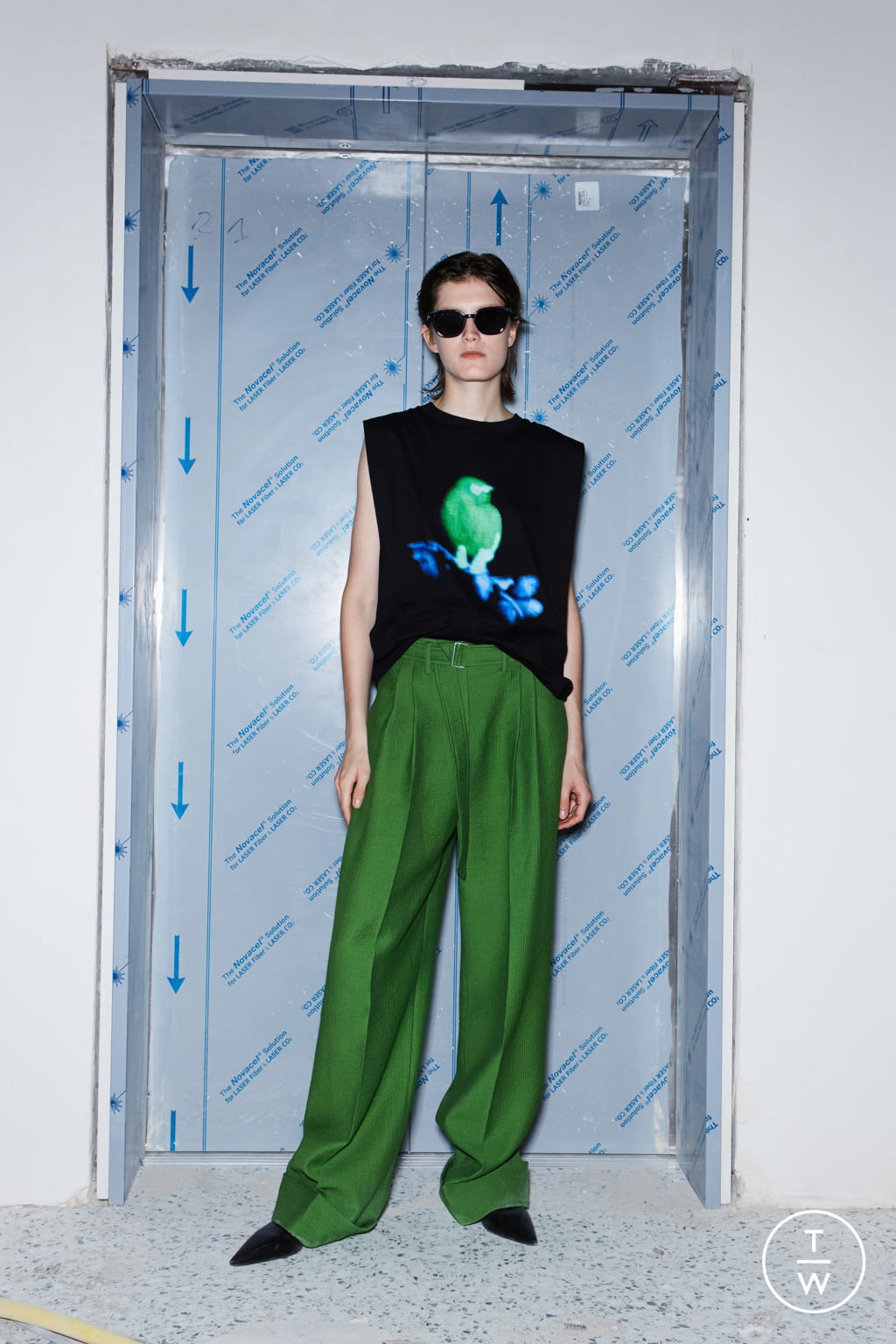 Fashion Week Paris Resort 2022 look 4 from the Christian Wijnants collection womenswear