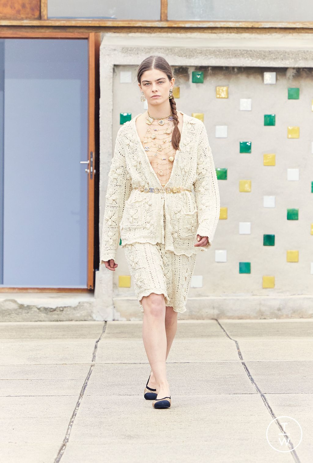 Fashion Week Paris Resort 2025 look 4 from the Chanel collection 女装
