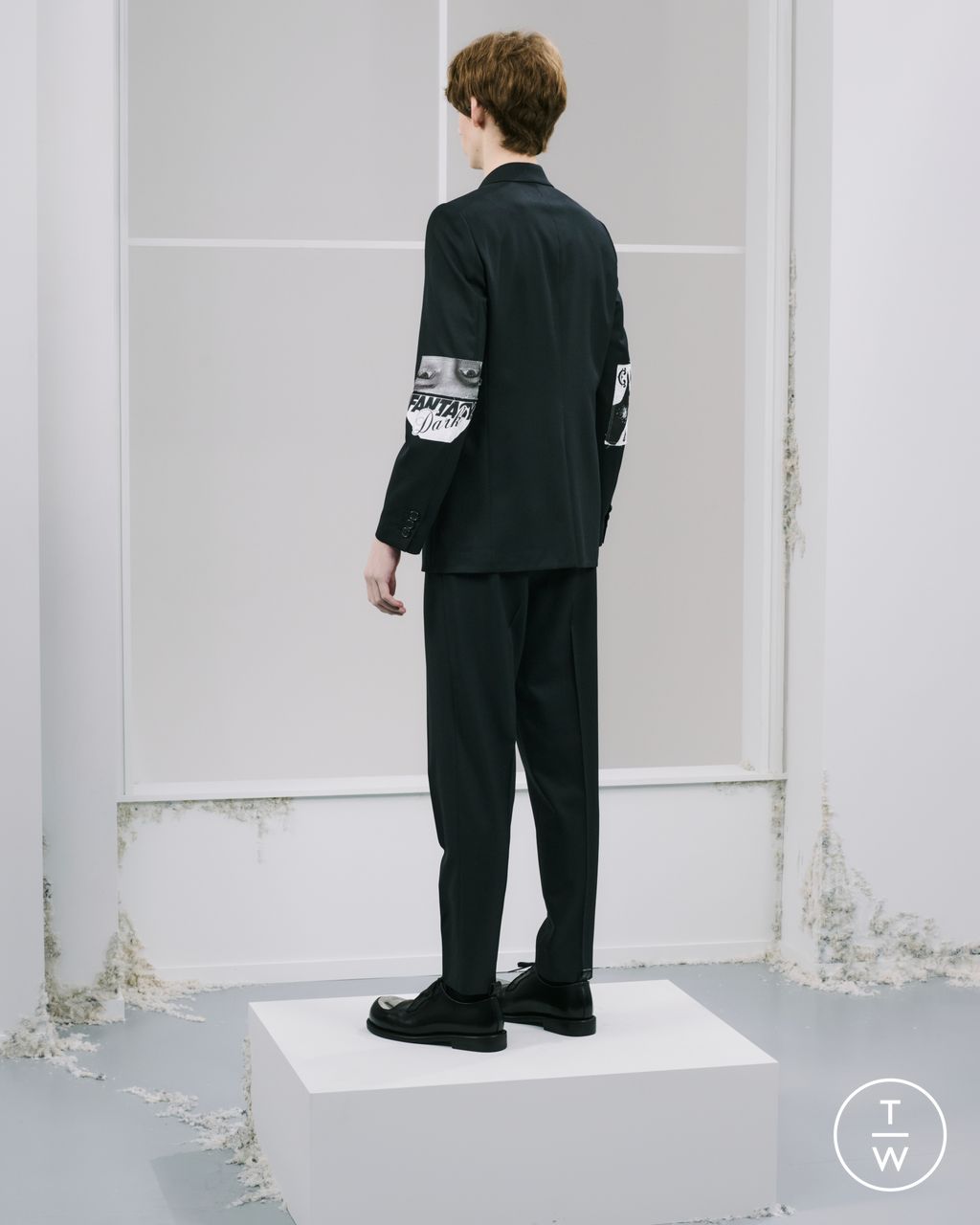 Fashion Week Paris Pre-Fall 2026 look 4 from the Undercover collection menswear