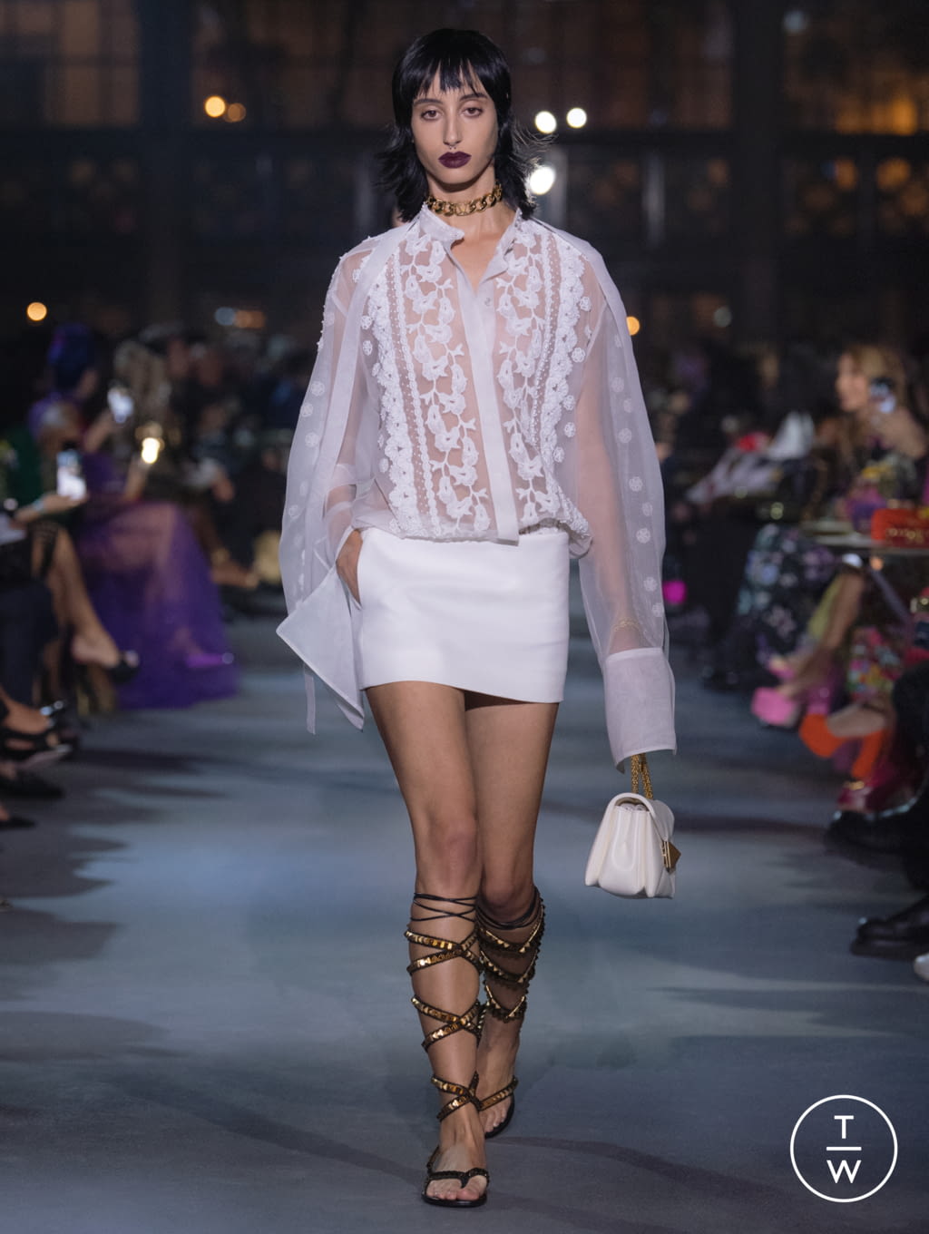 Fashion Week Paris Spring/Summer 2022 look 4 from the Valentino collection womenswear