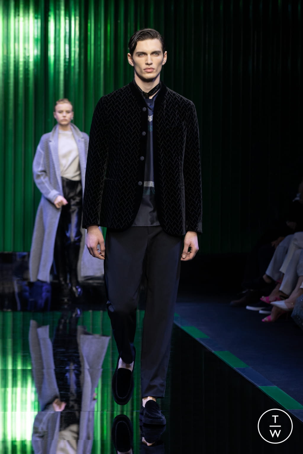 Fashion Week Milan Fall/Winter 2022 look 5 from the Giorgio Armani collection womenswear