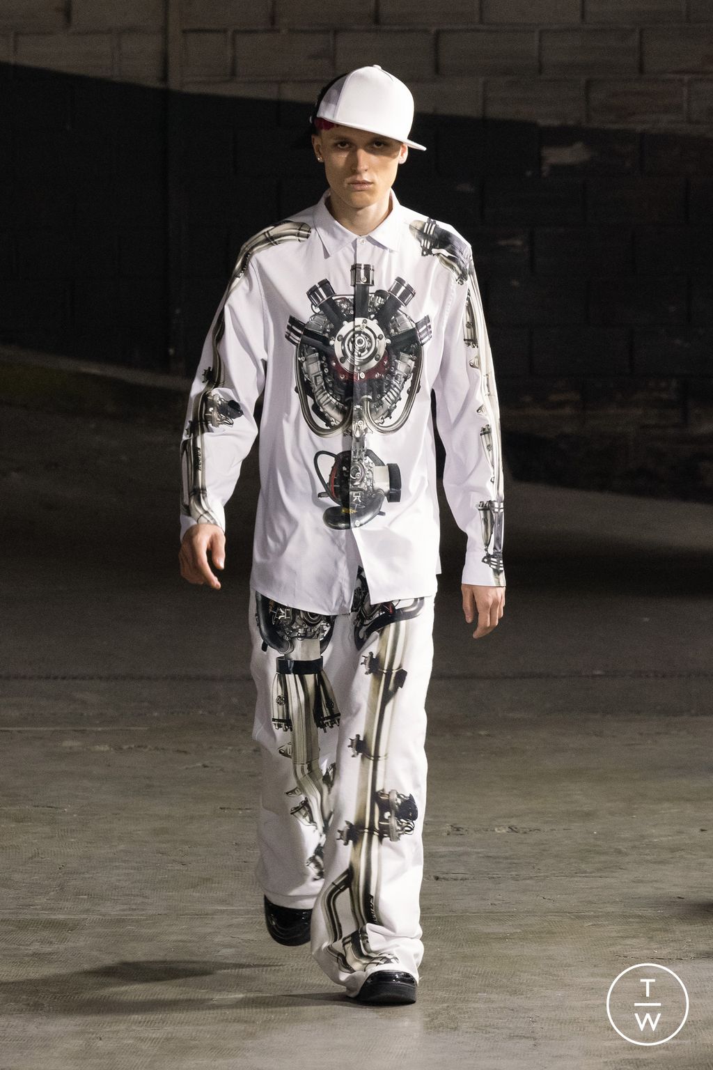 Fashion Week Paris Fall/Winter 2024 look 5 from the Racer collection menswear