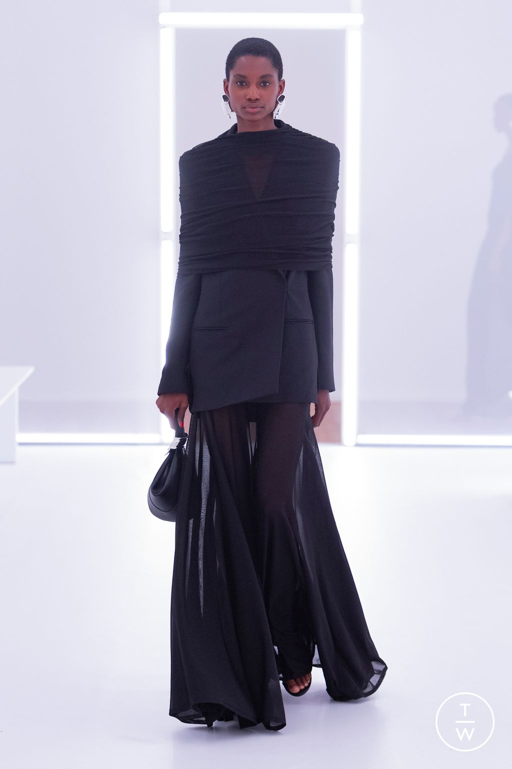 Fashion Week New York Spring/Summer 2024 look 5 from the Brandon Maxwell collection 女装