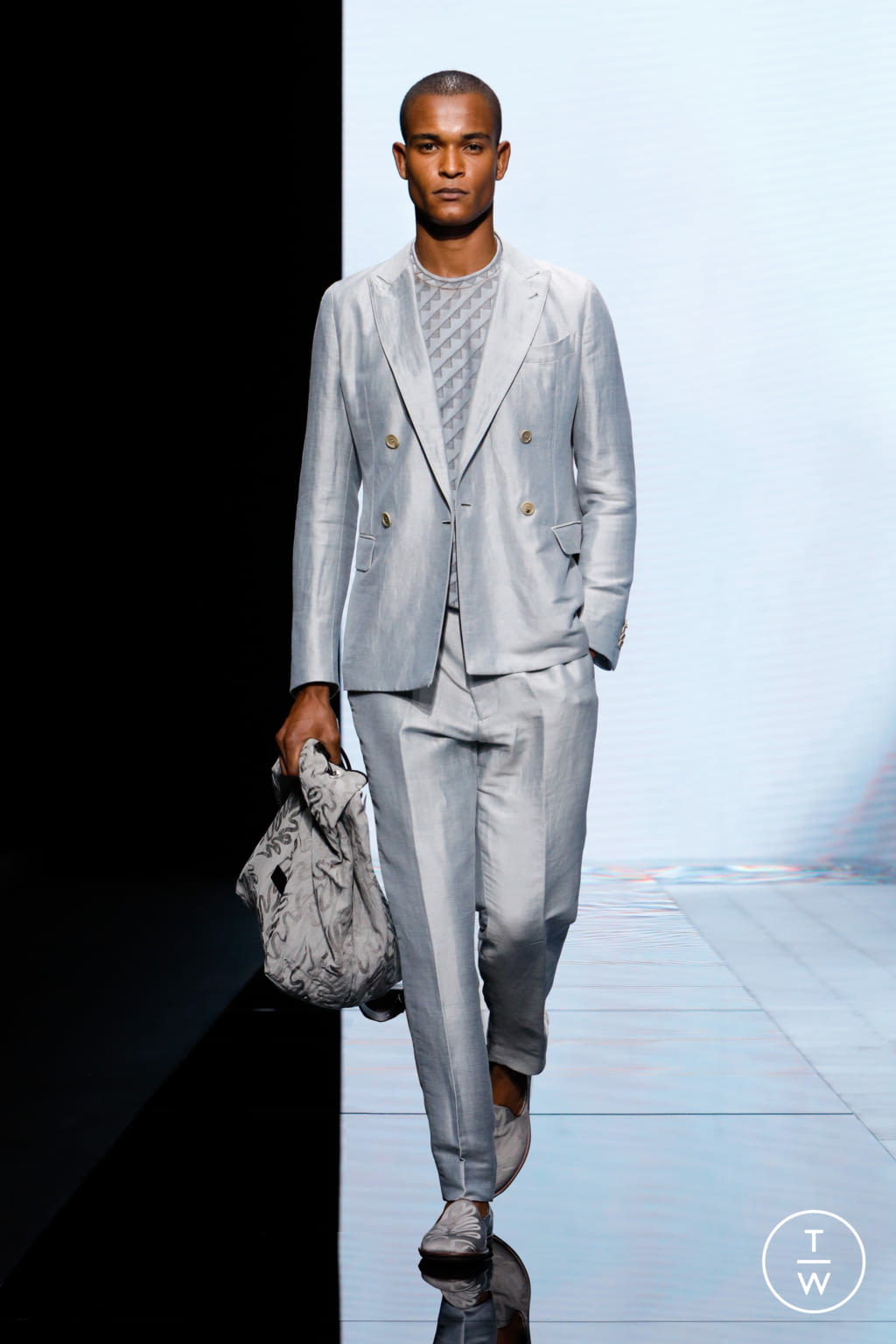 Fashion Week Milan Spring/Summer 2021 look 5 from the Giorgio Armani collection womenswear