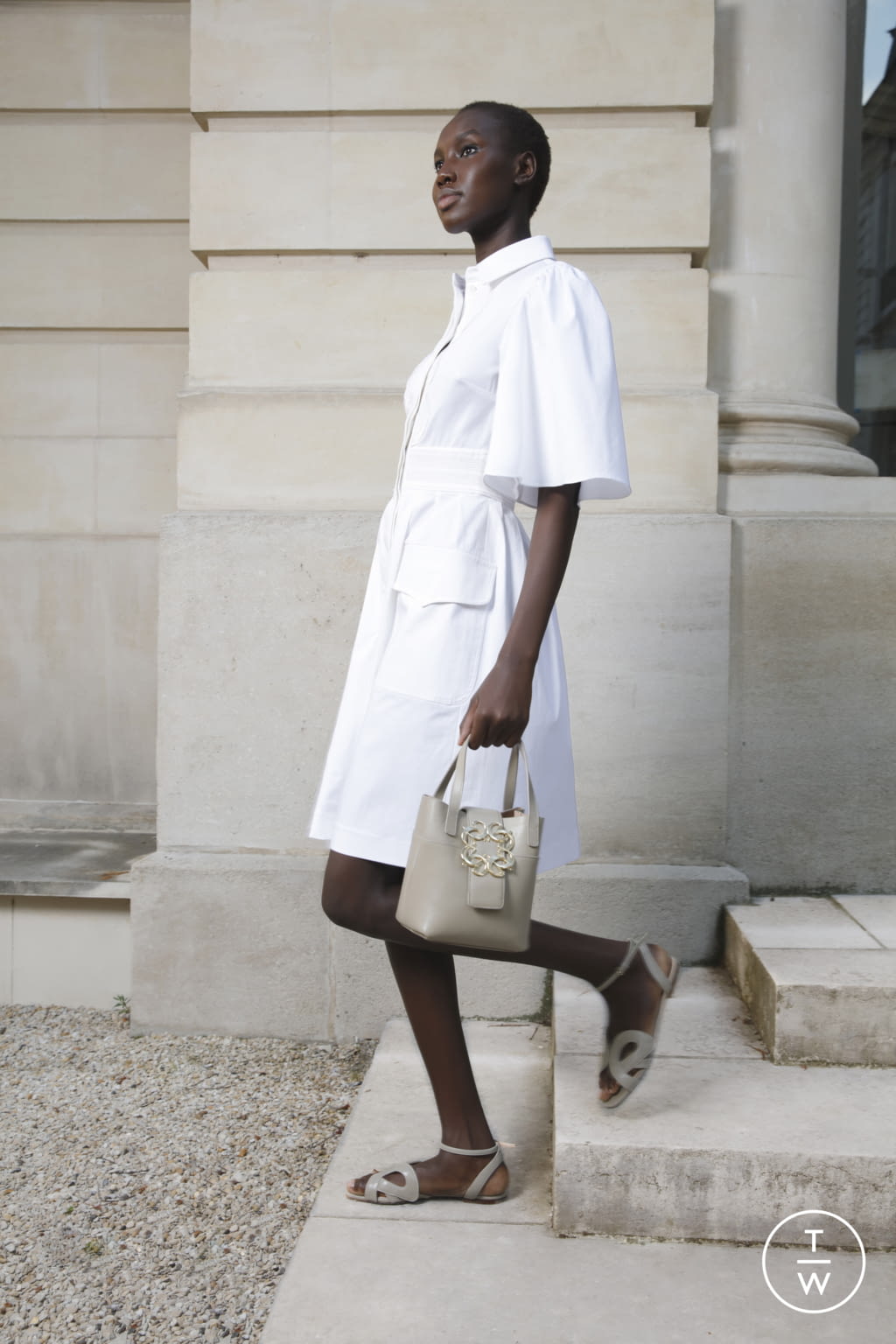 Fashion Week Paris Spring/Summer 2022 look 6 de la collection Elie Saab womenswear