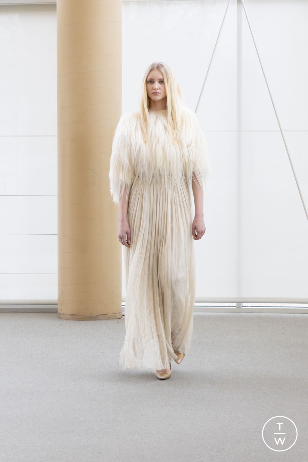 Fashion Week Paris Spring/Summer 2026 look 6 from the Aelis collection 高级定制