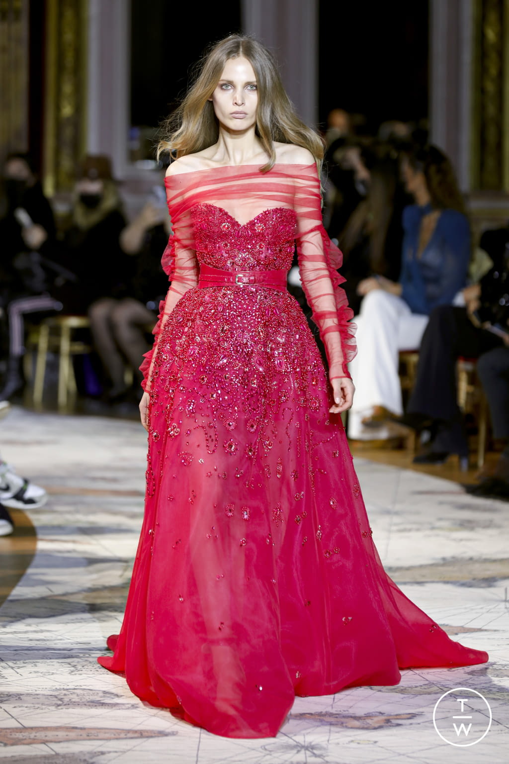 Fashion Week Paris Spring/Summer 2022 look 6 from the Zuhair Murad collection couture