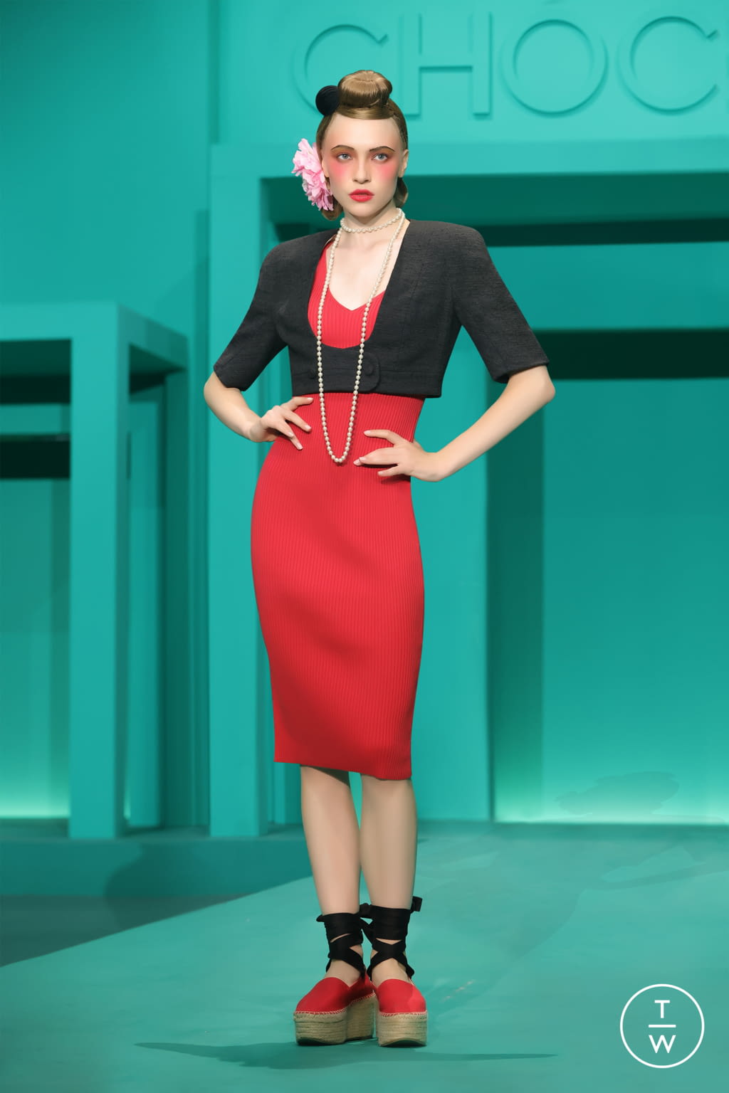 Fashion Week New York Spring/Summer 2022 look 6 from the Chocheng collection womenswear