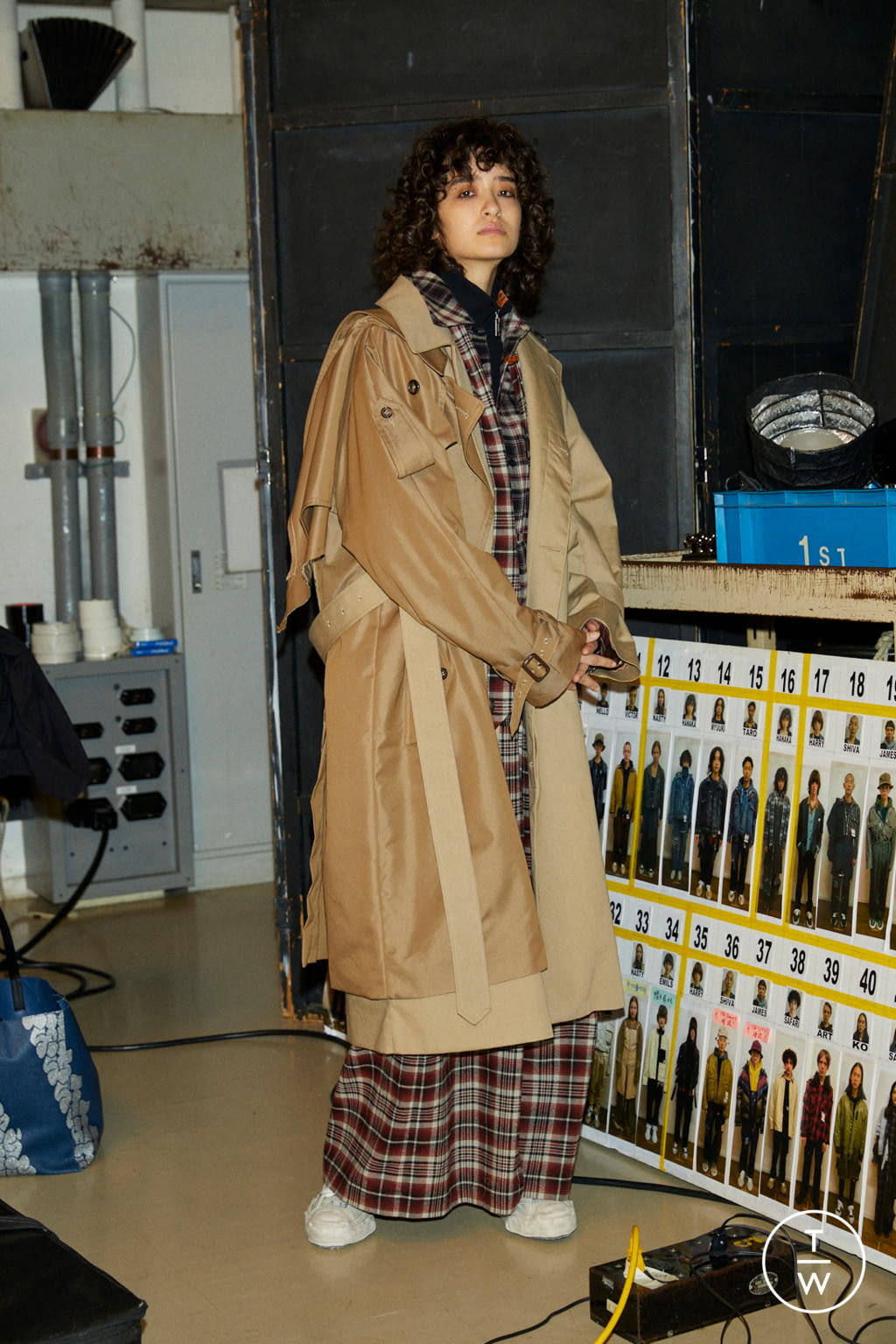 Fashion Week Paris Fall/Winter 2021 look 6 de la collection Maison Mihara Yasuhiro menswear