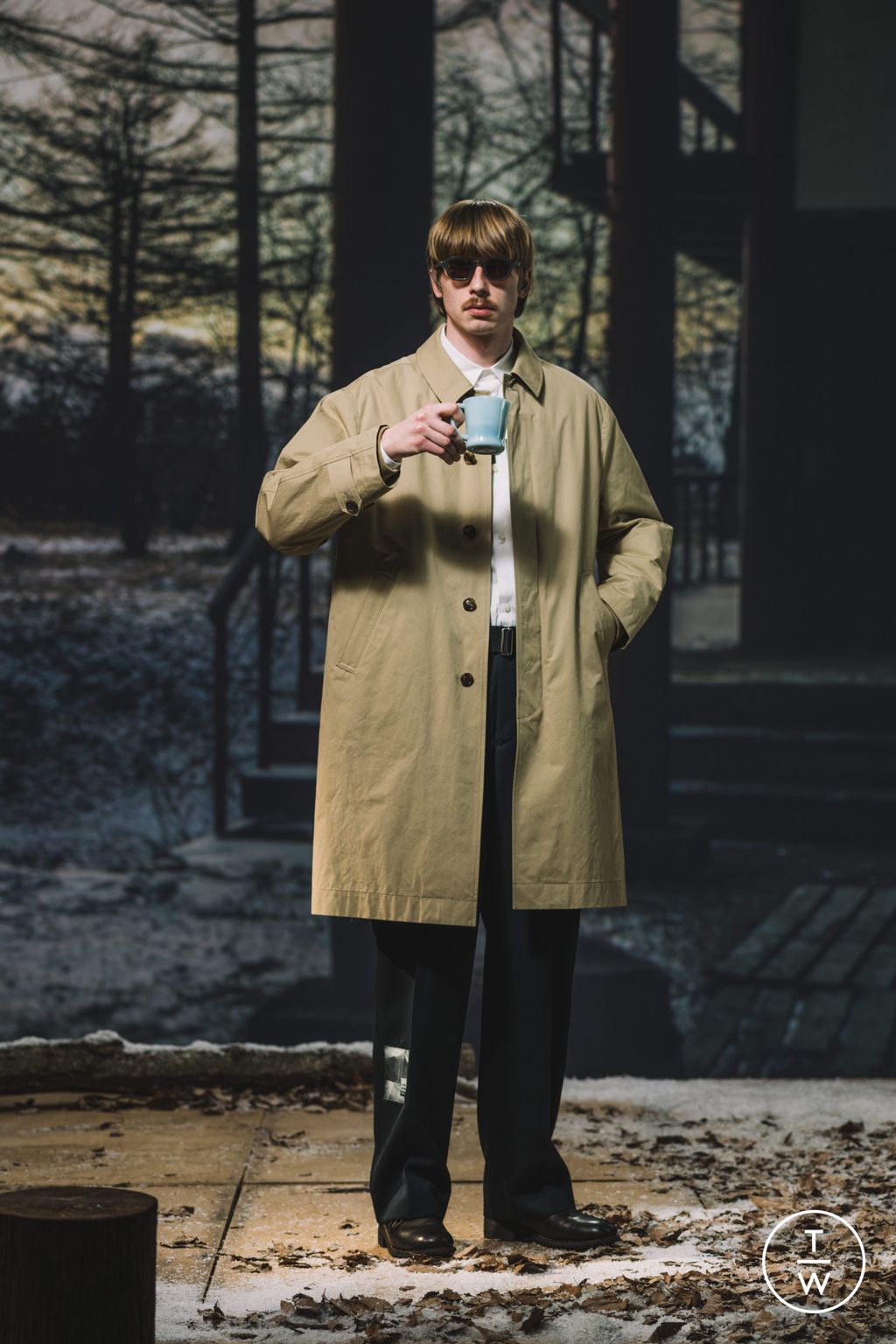 Fashion Week Paris Fall/Winter 2024 look 6 from the Undercover collection menswear