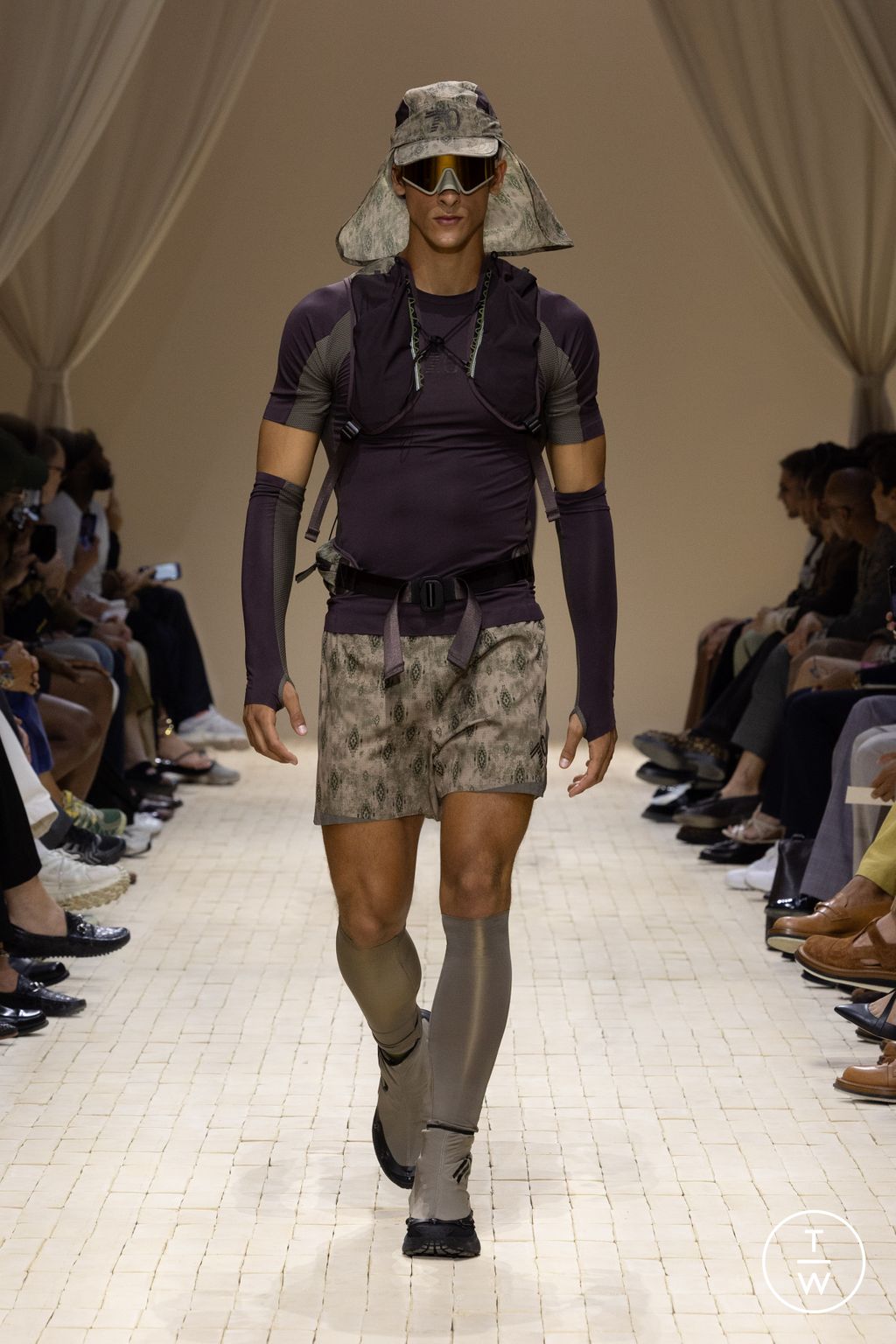 Fashion Week Milan Spring/Summer 2026 look 7 de la collection Emporio Armani menswear