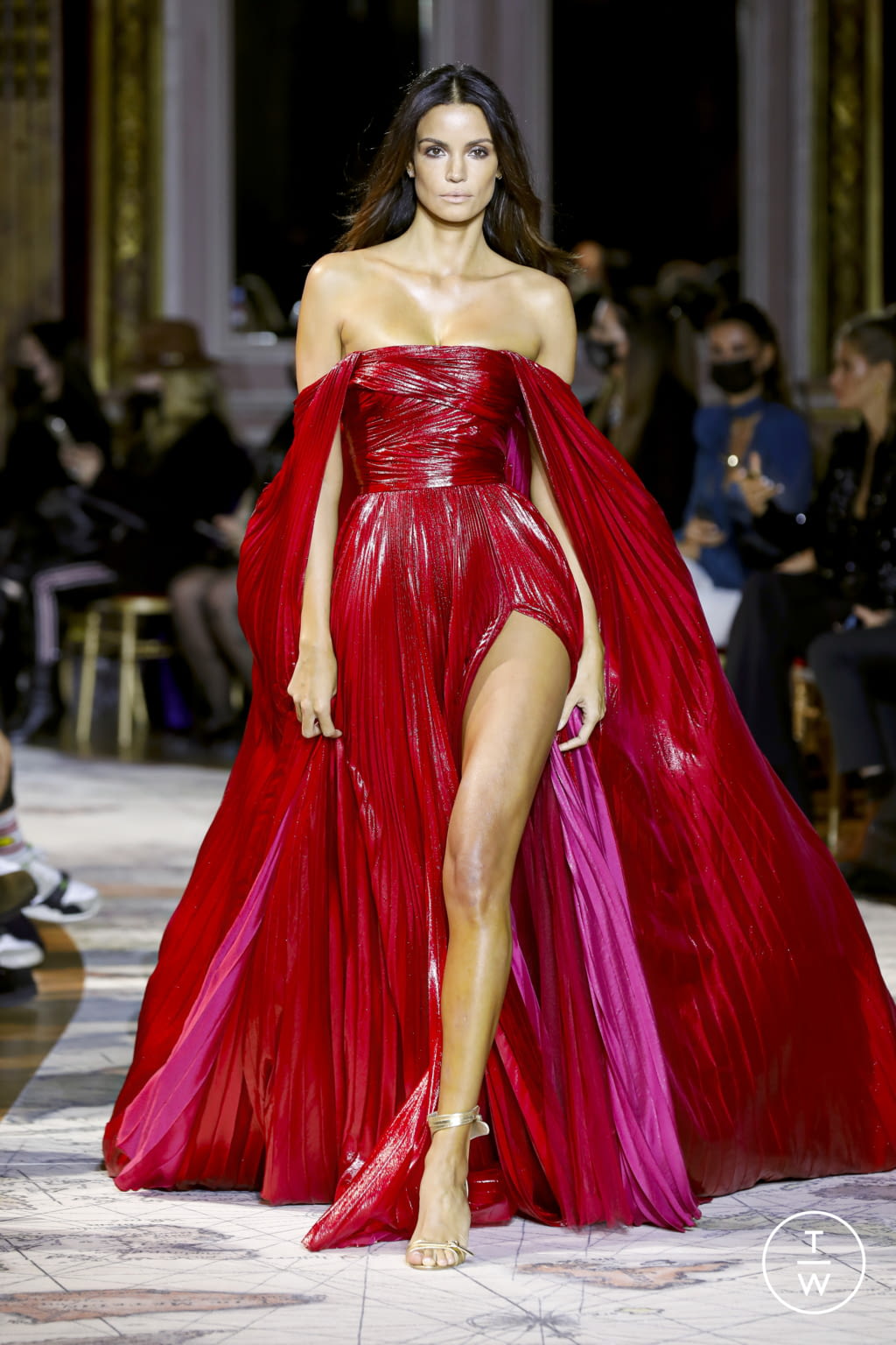 Fashion Week Paris Spring/Summer 2022 look 7 from the Zuhair Murad collection couture